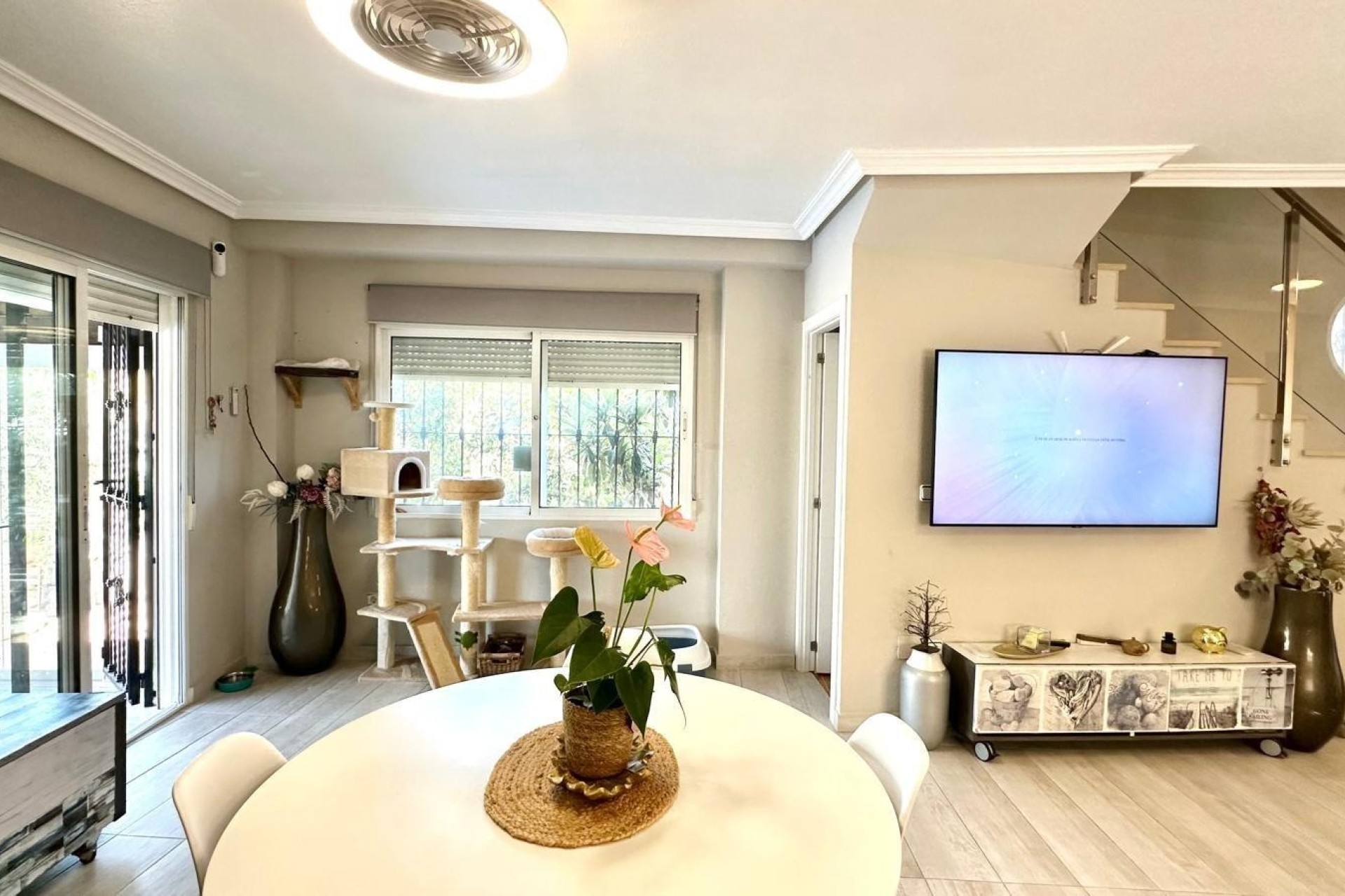 Herverkoop - Vrijstaande Villa -
Orihuela Costa - La Regia