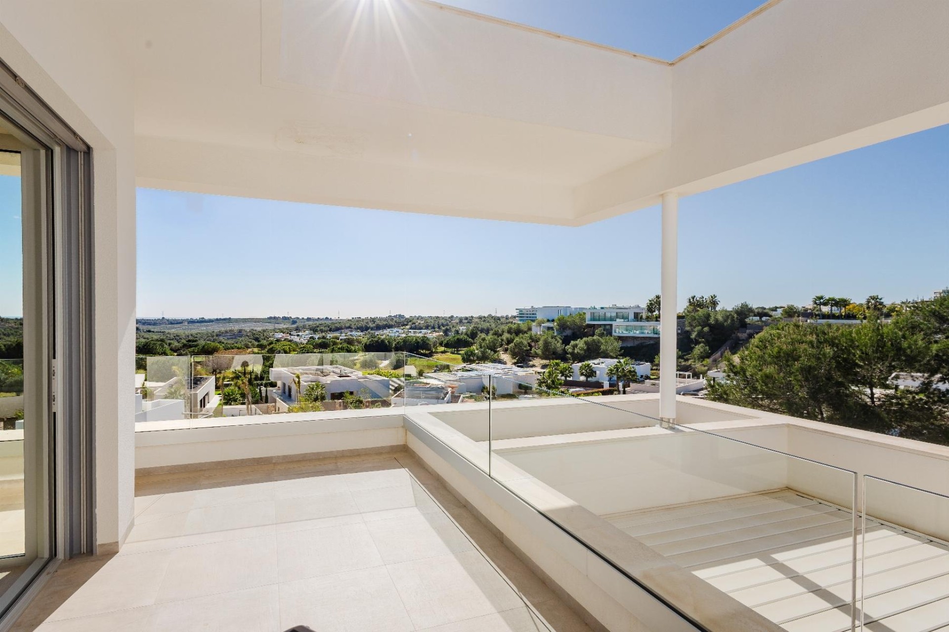 Herverkoop - Vrijstaande Villa -
Orihuela Costa - Las Colinas Golf