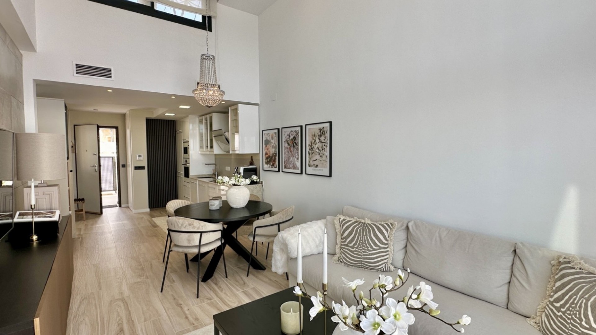 Herverkoop - Vrijstaande Villa -
Orihuela Costa - Lomas de Cabo Roig