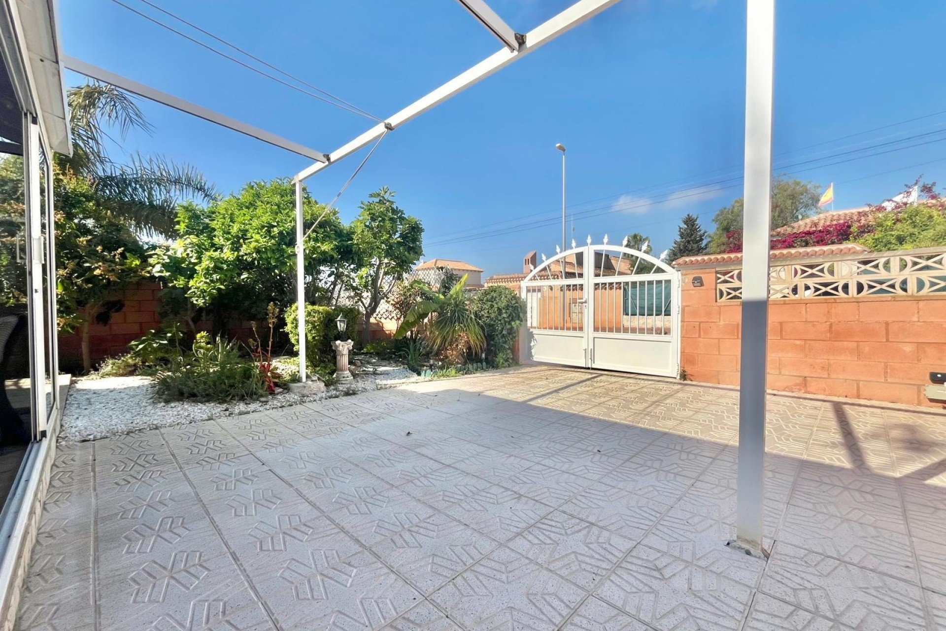 Herverkoop - Vrijstaande Villa -
Orihuela Costa - Los Almendros-la Florida