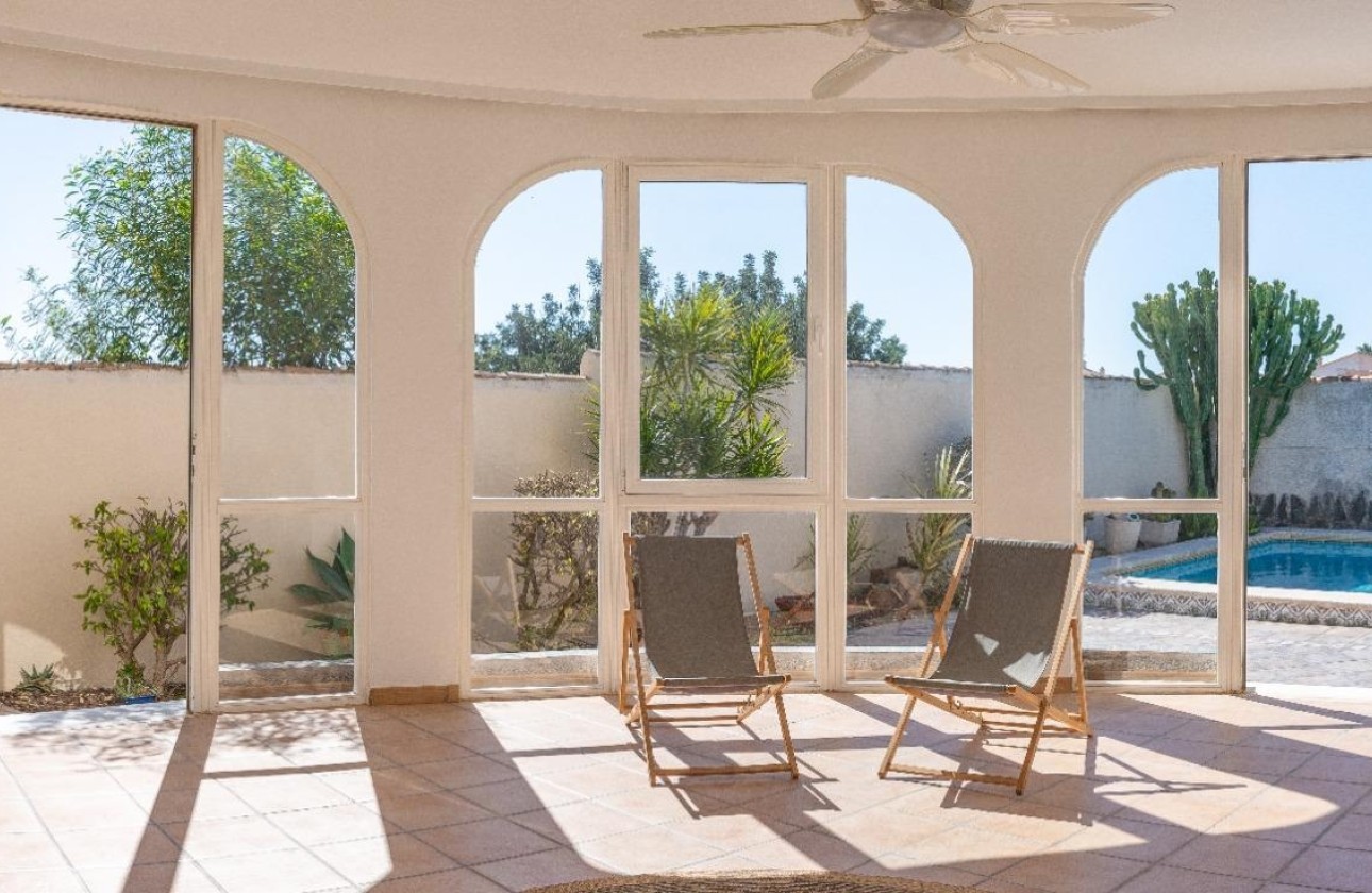 Herverkoop - Vrijstaande Villa -
Orihuela Costa - Playa Flamenca