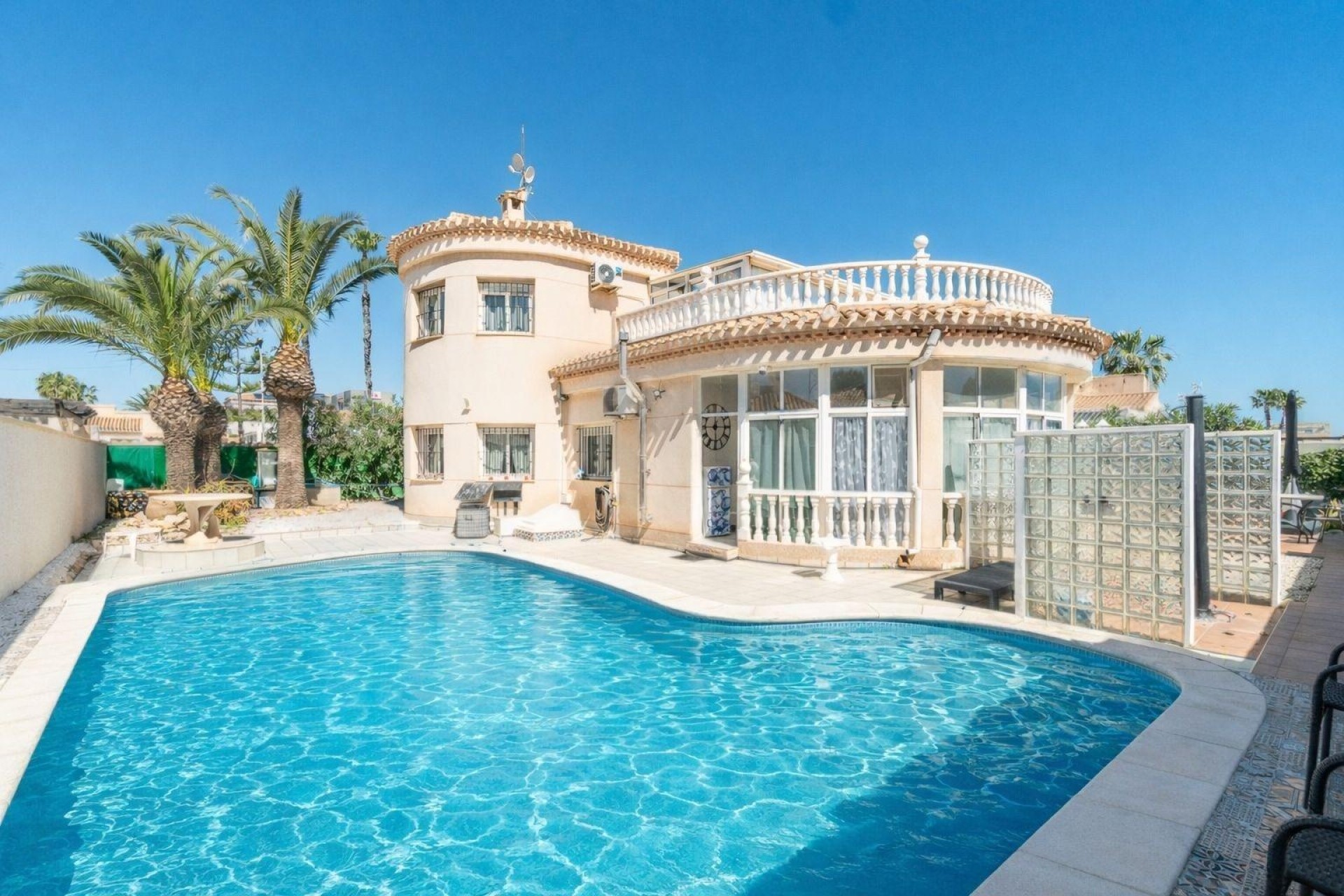 Herverkoop - Vrijstaande Villa -
Orihuela Costa - Playa Flamenca