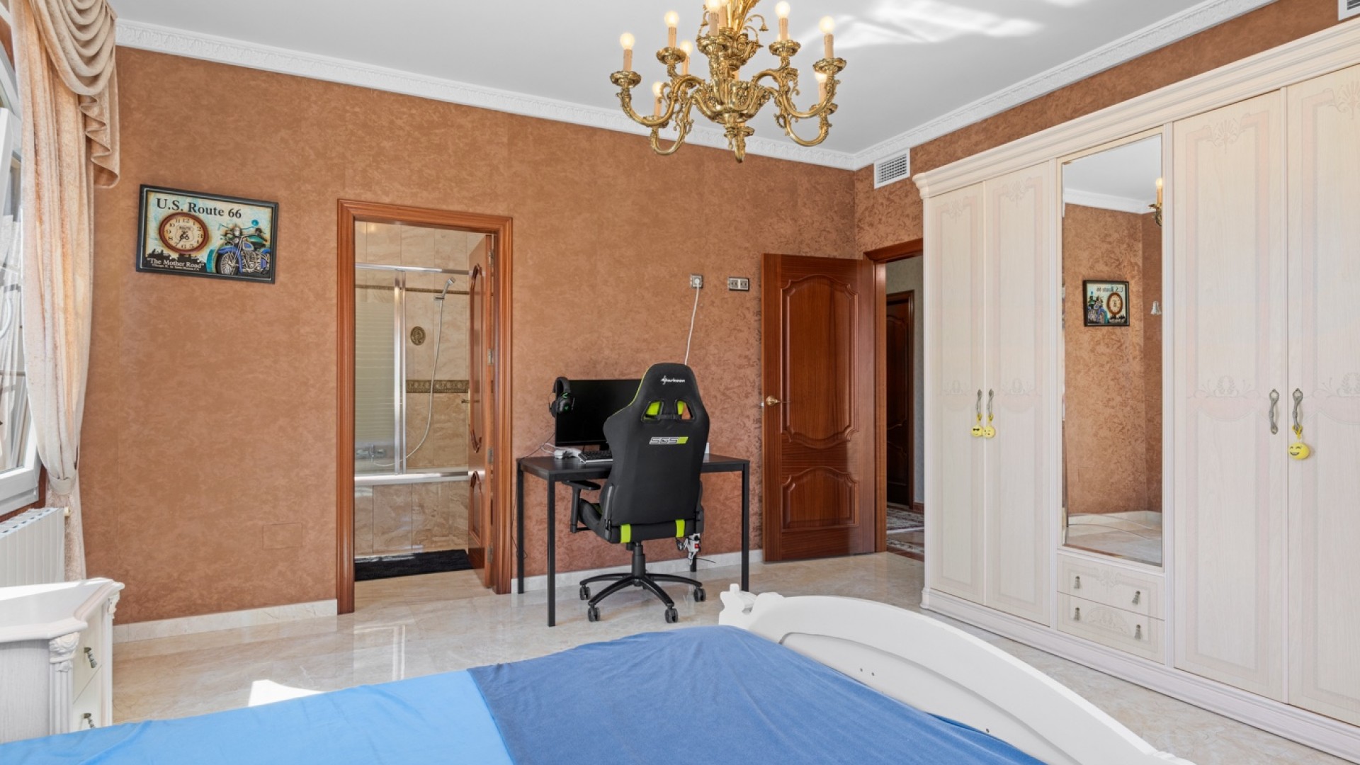 Herverkoop - Vrijstaande Villa -
Orihuela Costa - Playa Flamenca