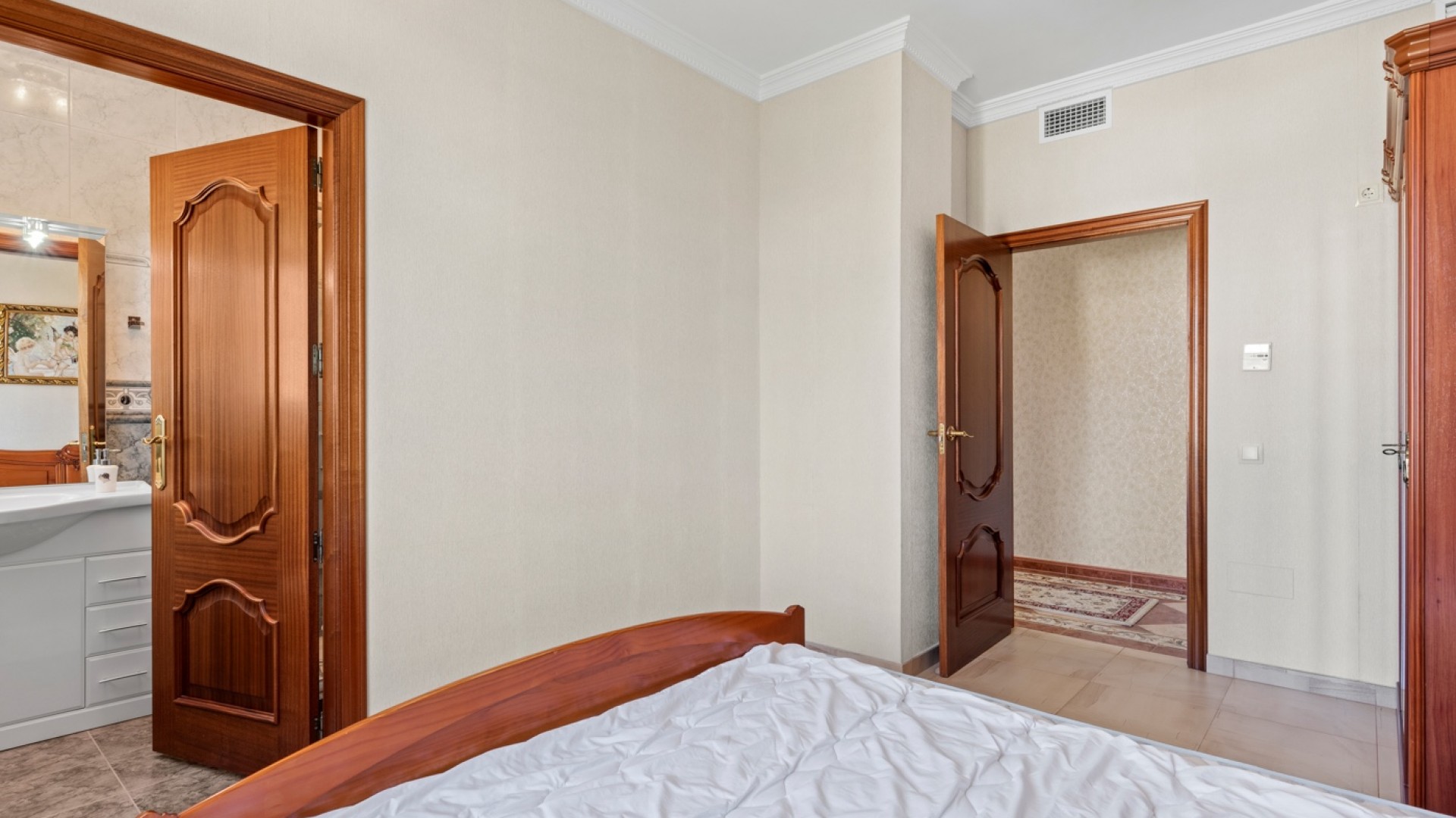 Herverkoop - Vrijstaande Villa -
Orihuela Costa - Playa Flamenca