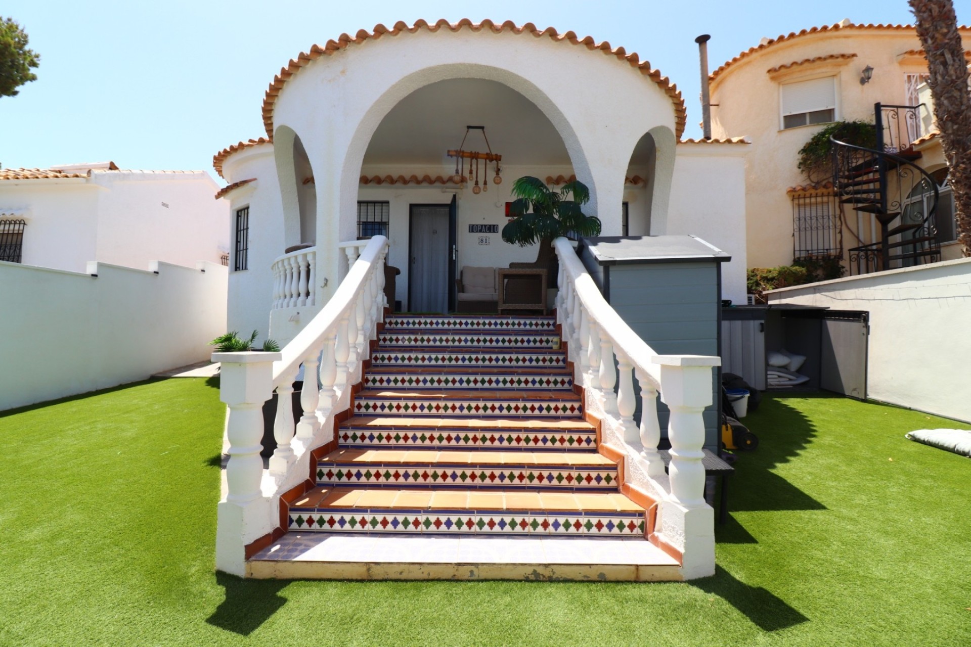 Herverkoop - Vrijstaande villa -
Orihuela Costa - Villamartin