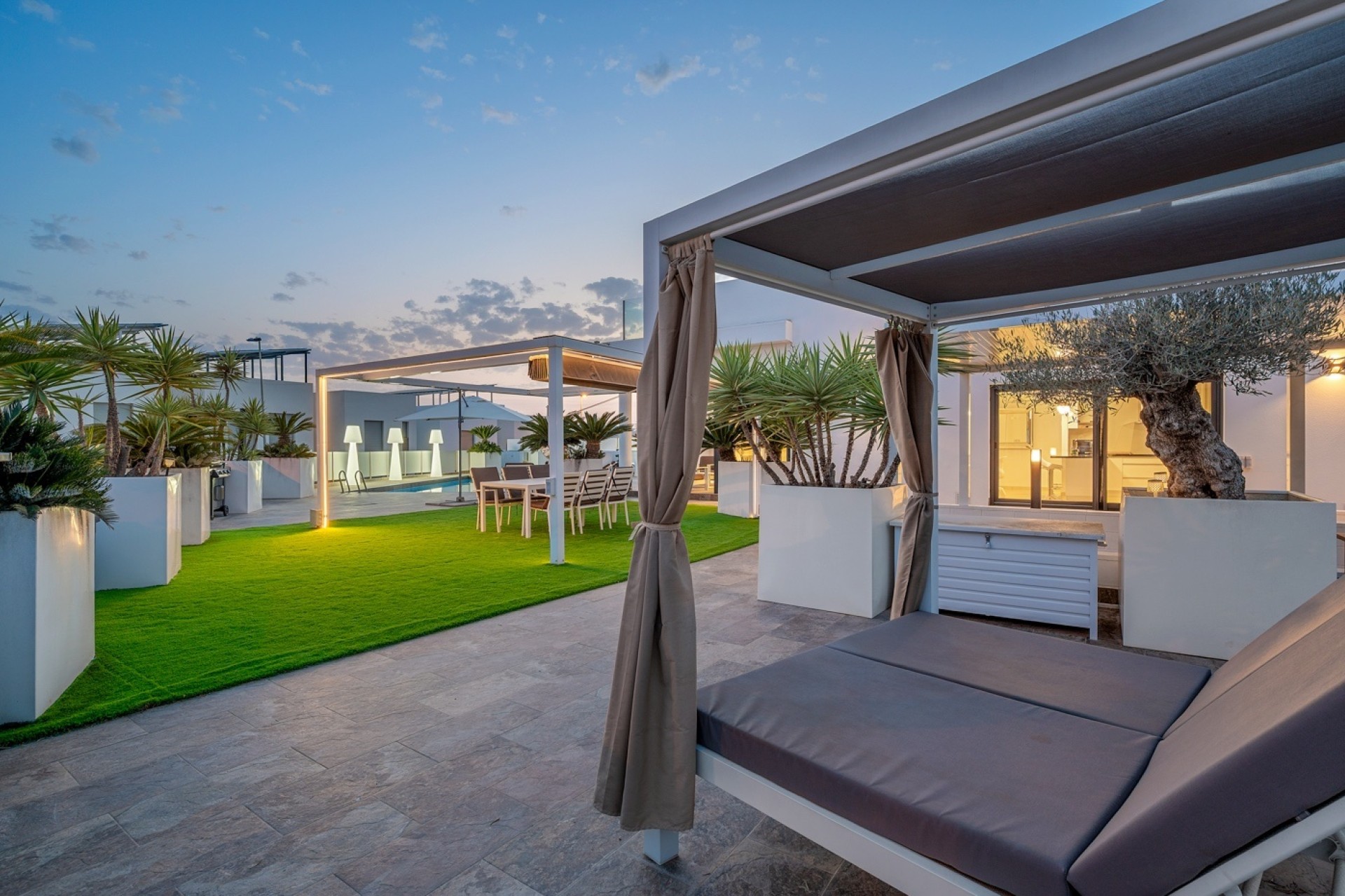 Herverkoop - Vrijstaande Villa -
Orihuela Costa - Villamartín