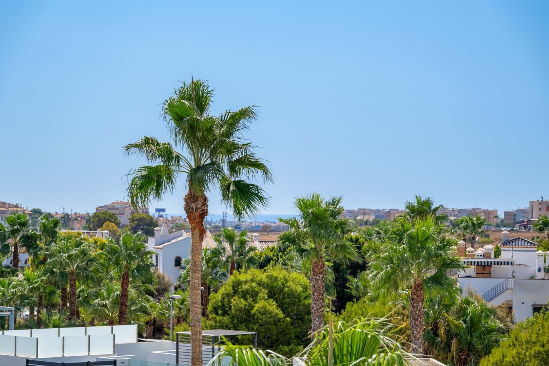 Herverkoop - Vrijstaande Villa -
Orihuela Costa - Villamartín