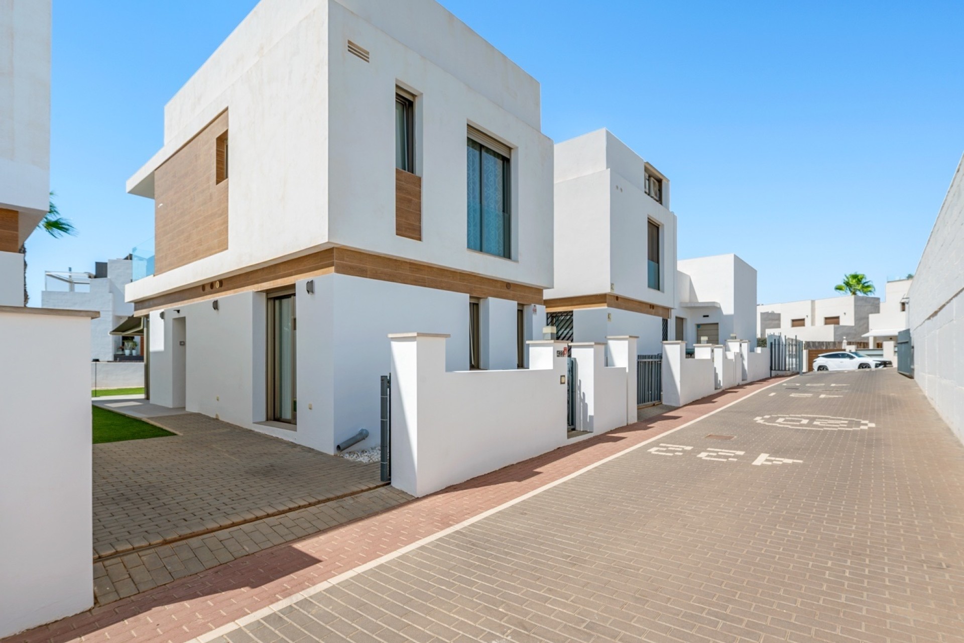Herverkoop - Vrijstaande Villa -
Orihuela Costa - Villamartín