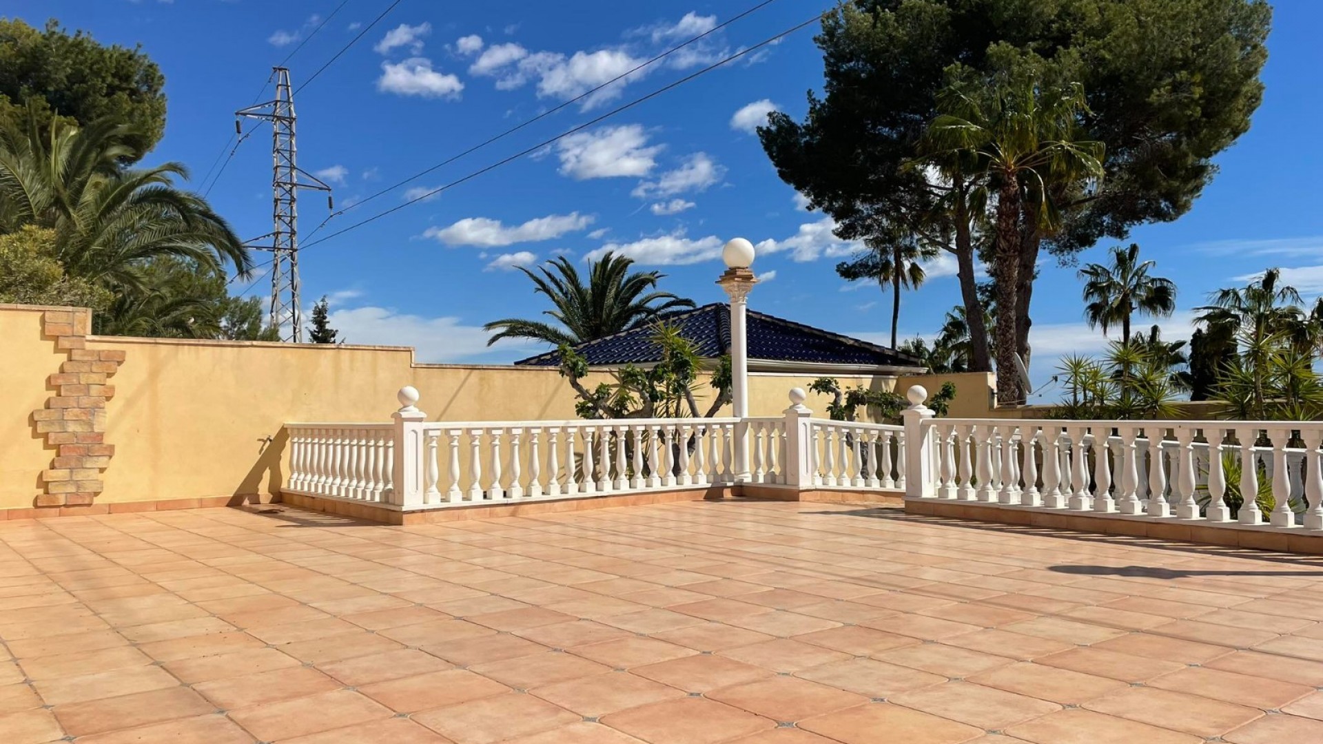 Herverkoop - Vrijstaande Villa -
Orihuela Costa - Villamartín