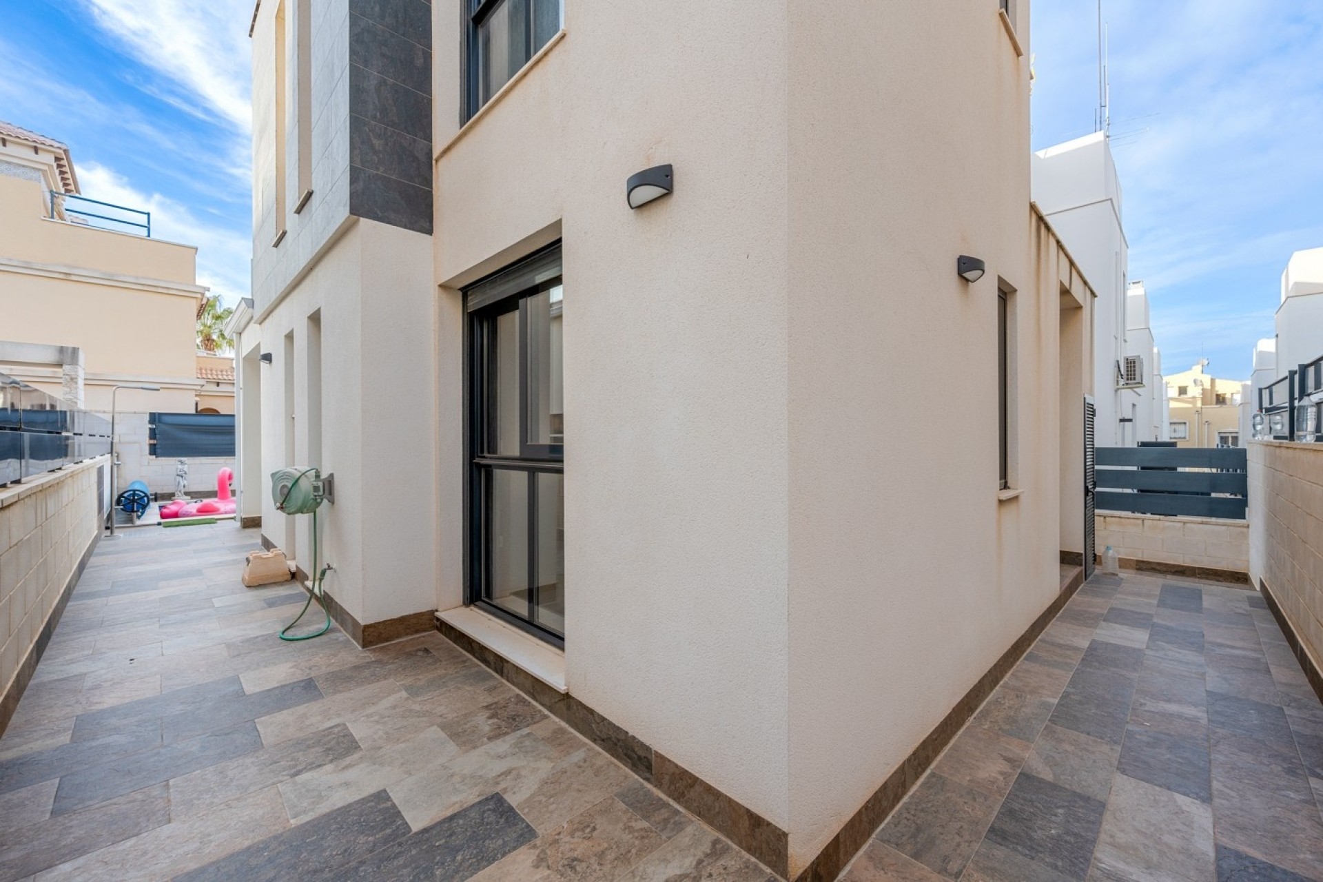 Herverkoop - Vrijstaande Villa -
Orihuela Costa