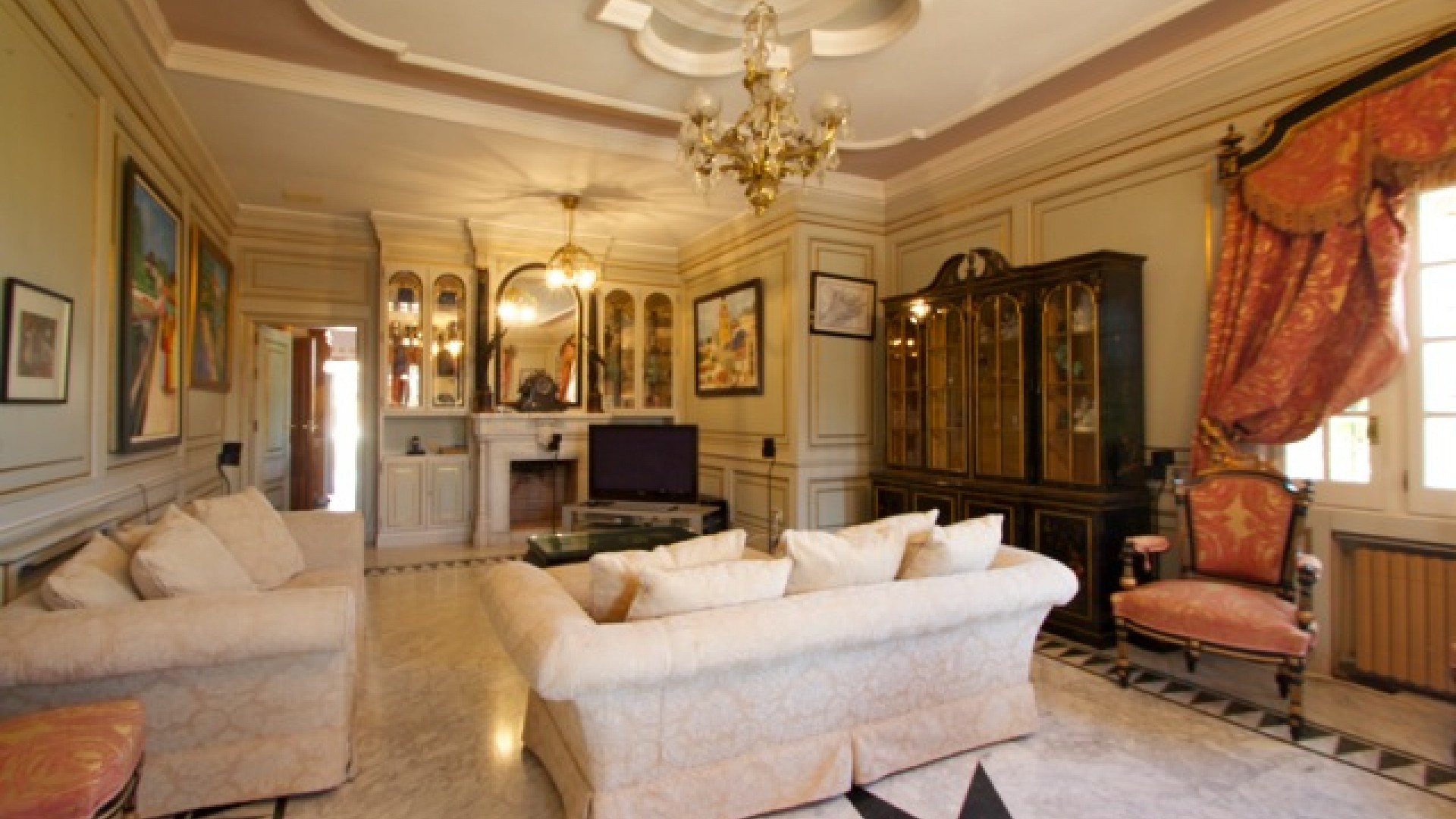 Herverkoop - Vrijstaande Villa -
Orihuela Costa