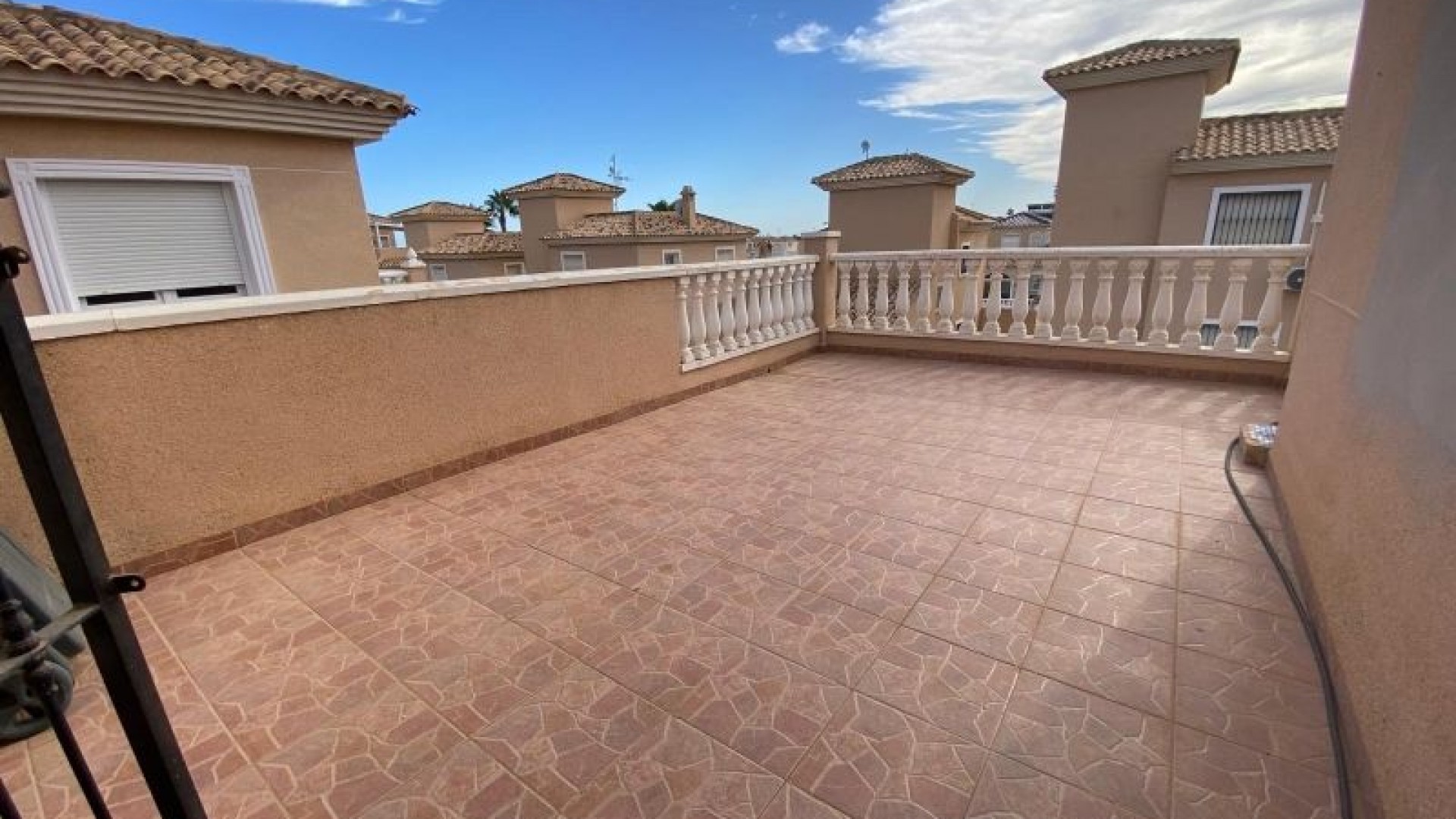 Herverkoop - Vrijstaande Villa -
Orihuela Costa