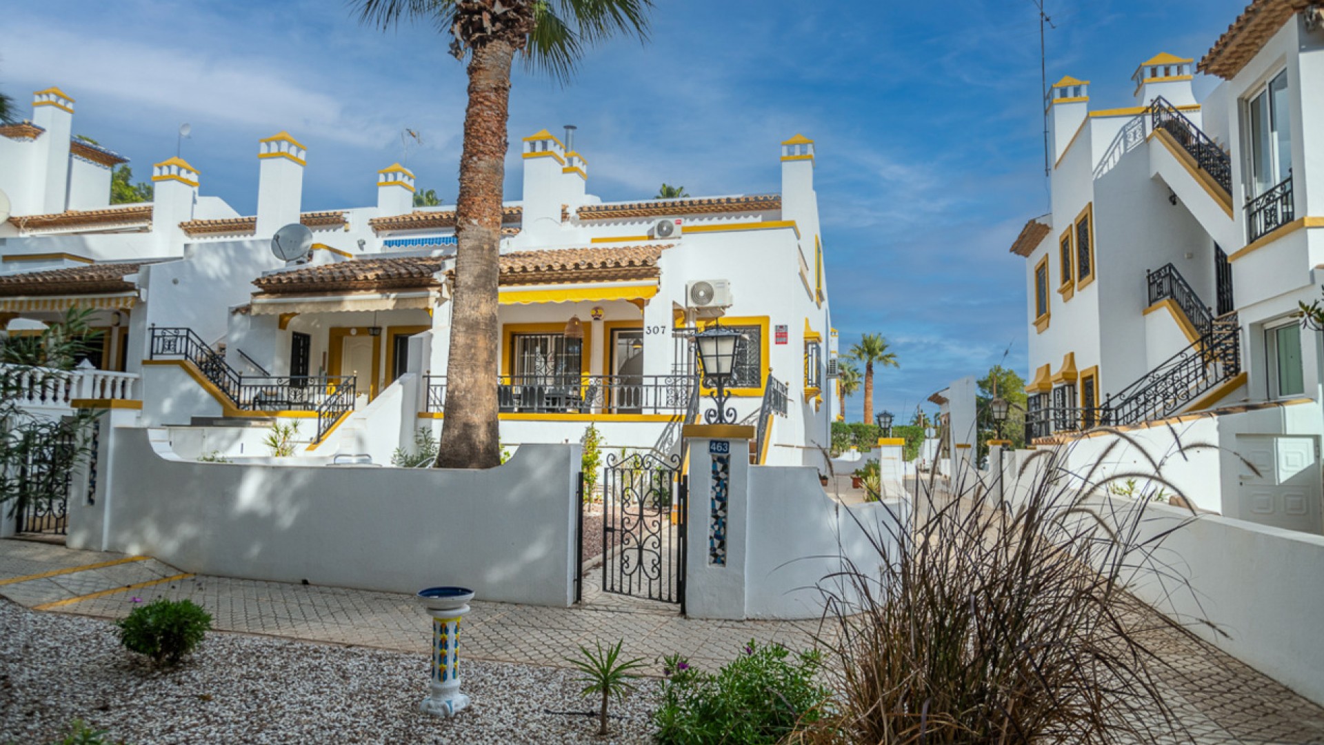 Herverkoop - Vrijstaande Villa -
Orihuela Costa