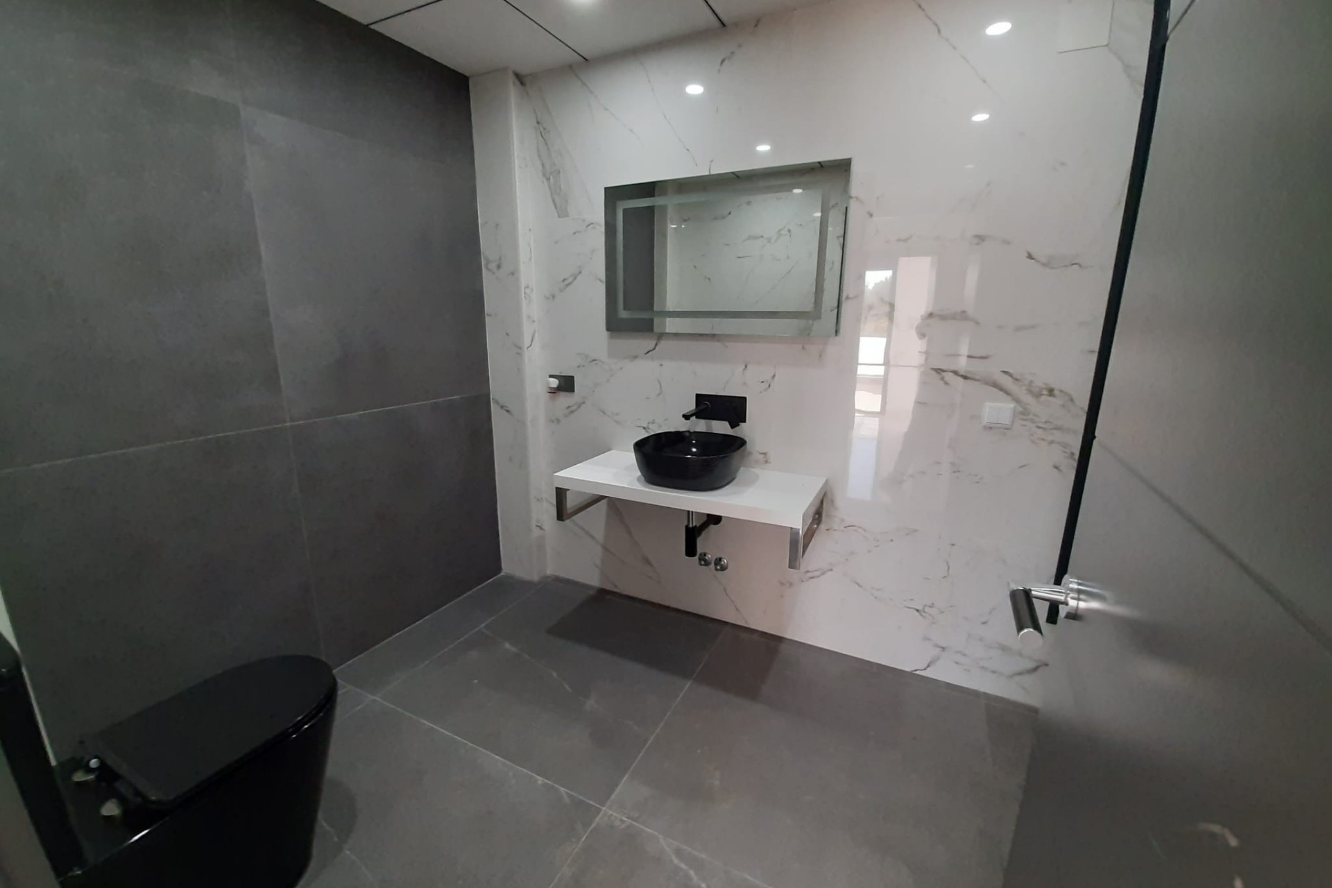 Herverkoop - Vrijstaande Villa -
Orihuela Costa