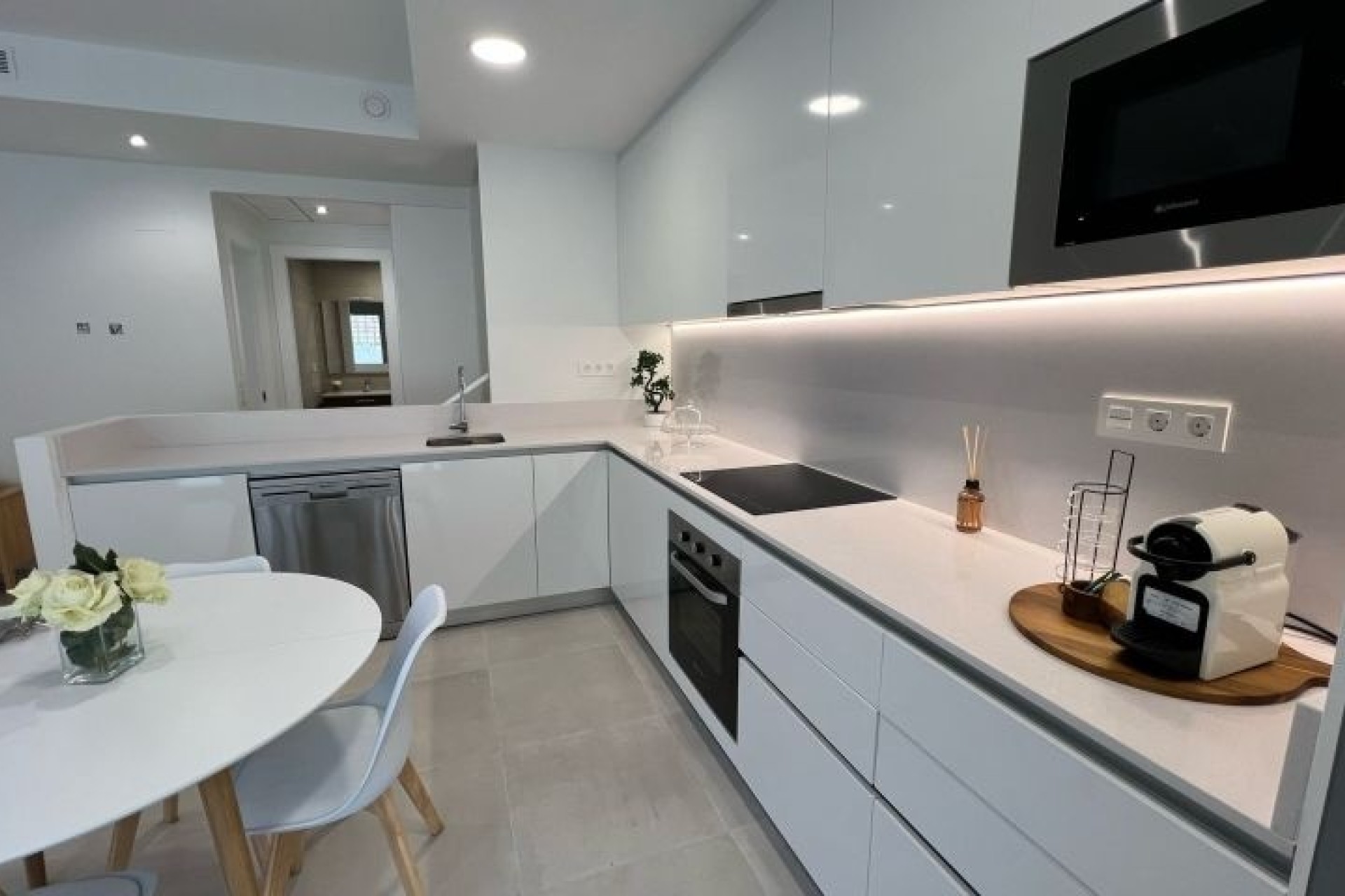 Herverkoop - Vrijstaande Villa -
Orihuela Costa