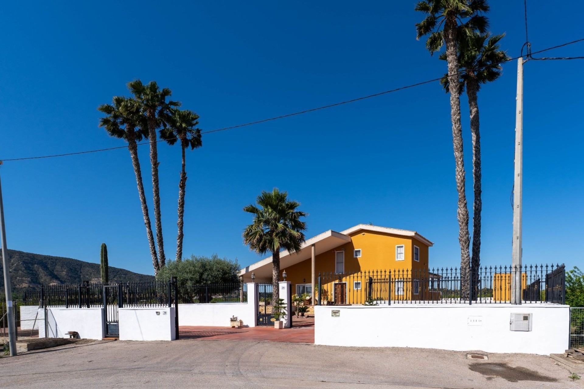 Herverkoop - Vrijstaande Villa -
Orihuela - Inland
