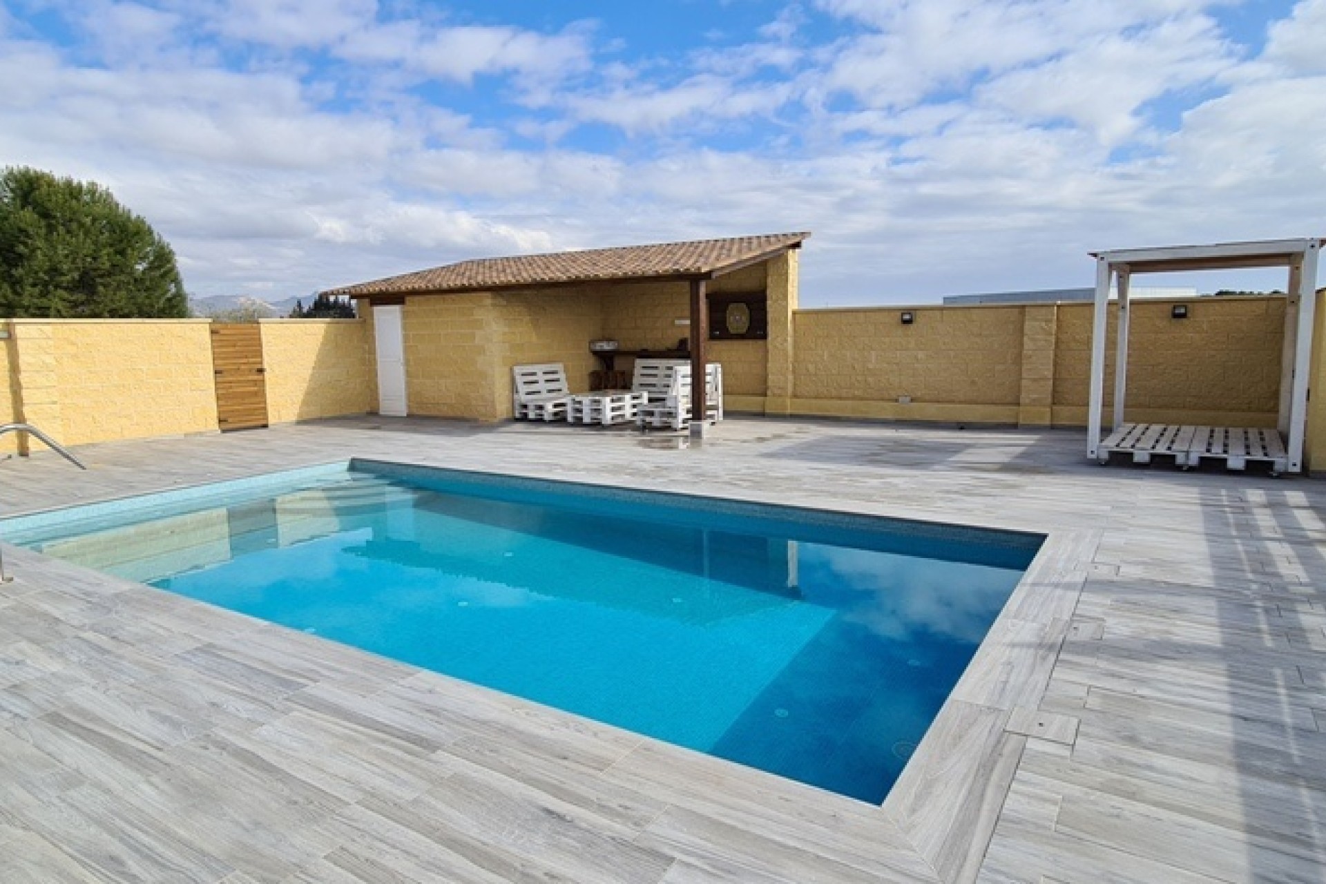 Herverkoop - Vrijstaande Villa -
Orihuela - La Matanza