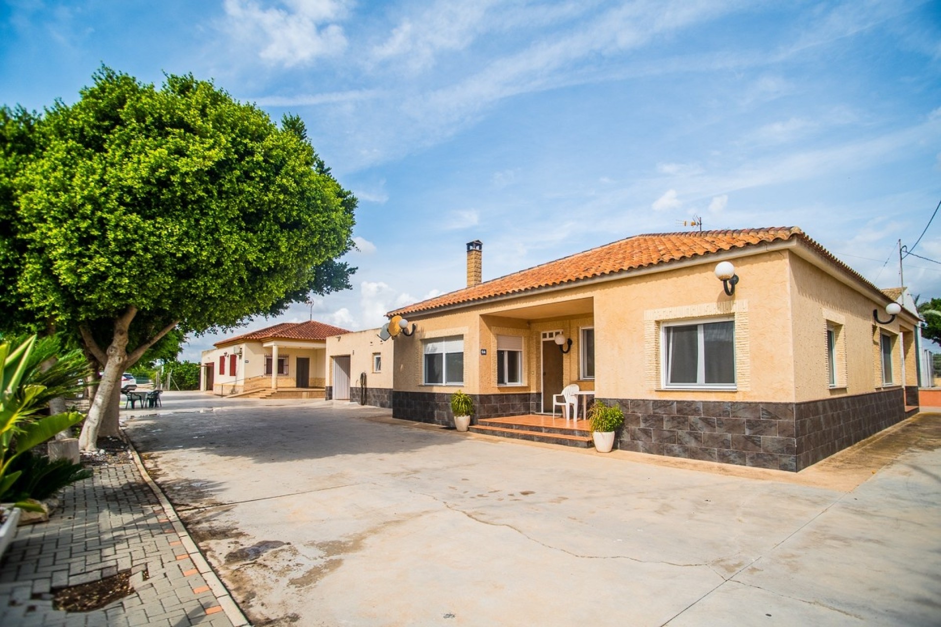 Herverkoop - Vrijstaande Villa -
Orihuela - La Matanza