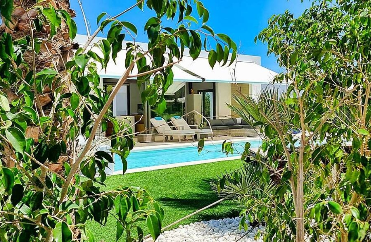 Herverkoop - Vrijstaande Villa -
Orihuela - Las Colinas Golf