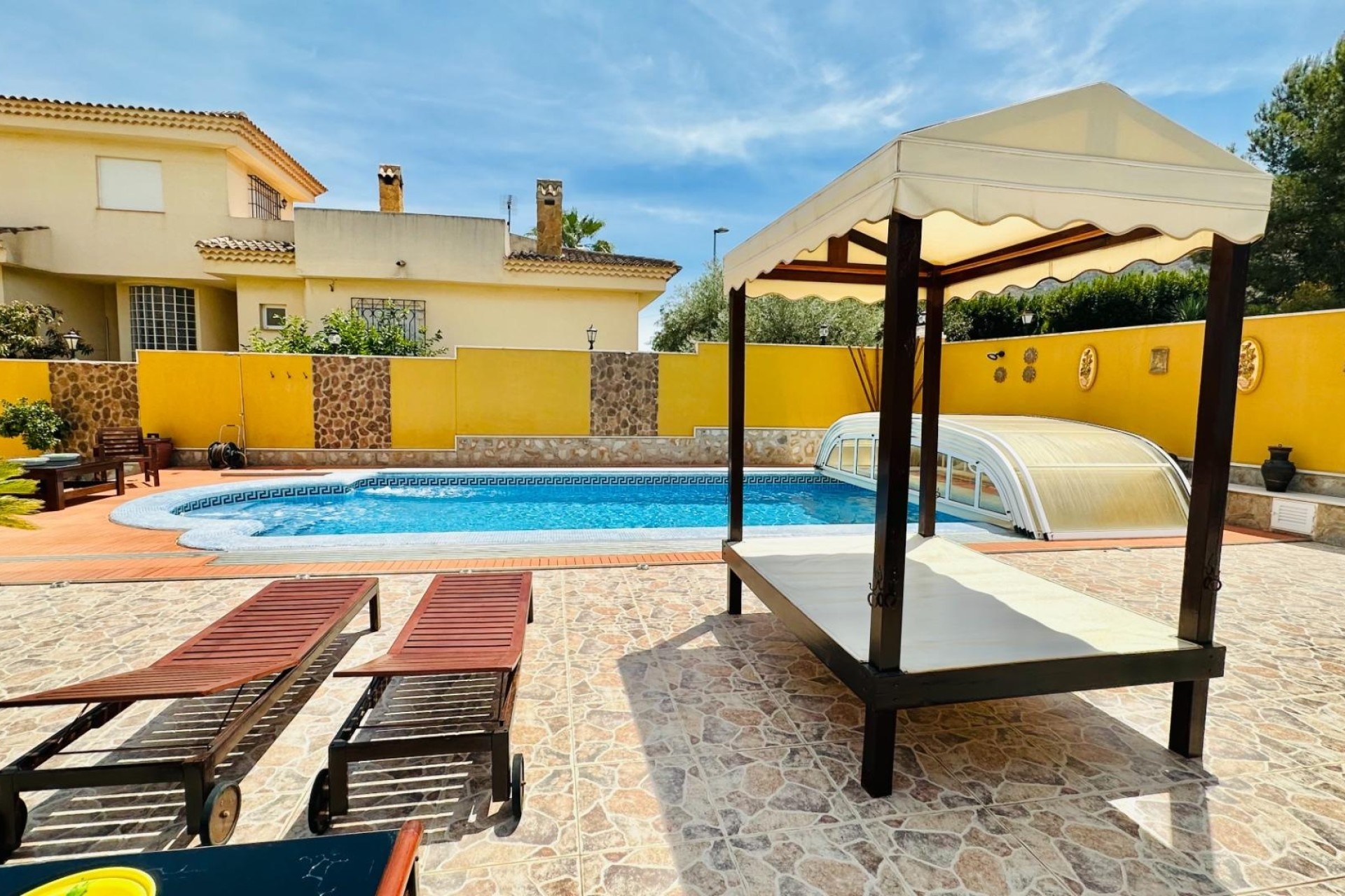 Herverkoop - Vrijstaande Villa -
Orihuela - Urb. Montepinar