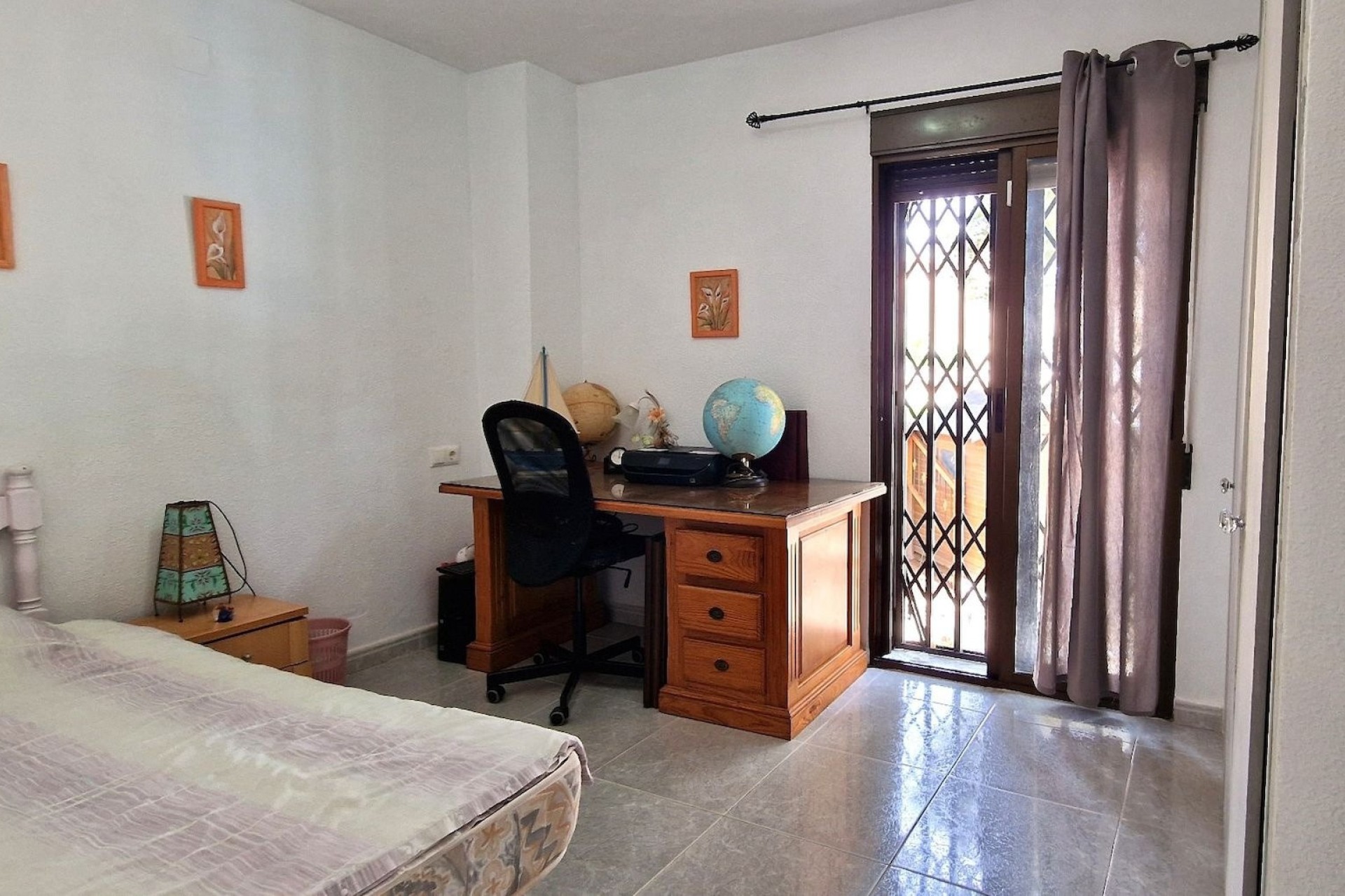 Herverkoop - Vrijstaande Villa -
Orihuela