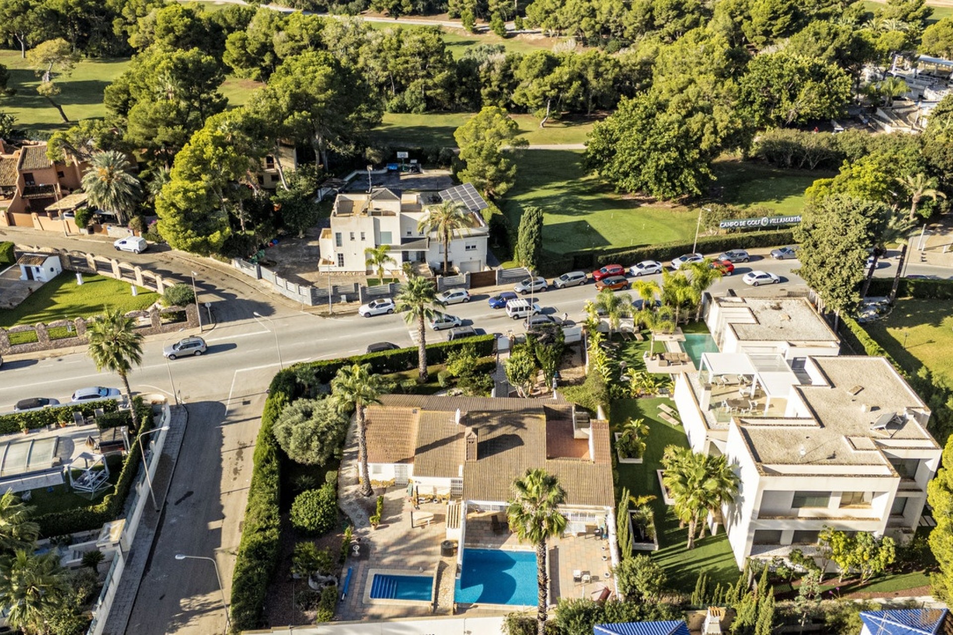 Herverkoop - Vrijstaande Villa -
Orihuela