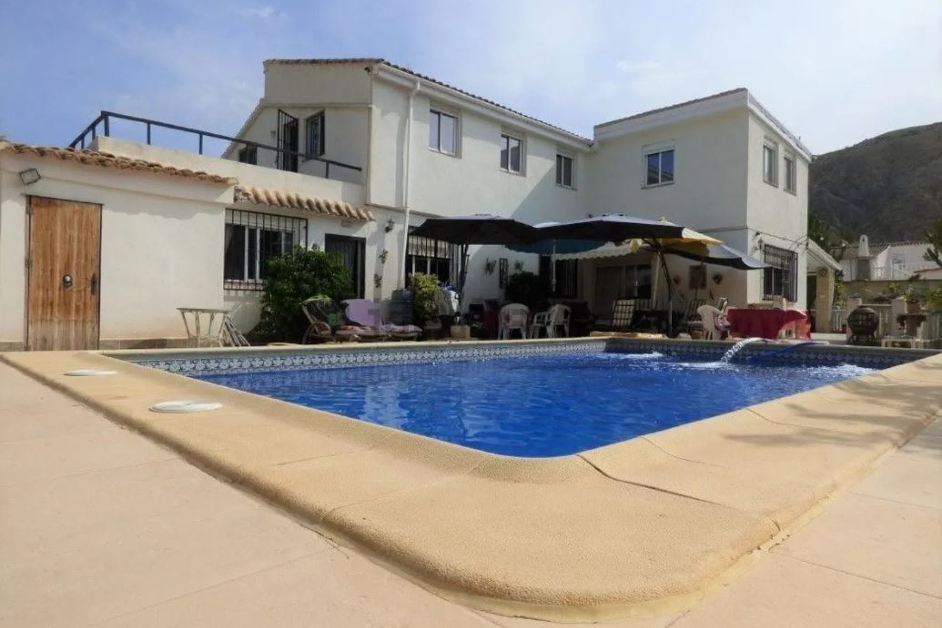 Herverkoop - Vrijstaande Villa -
Orxeta - Costa Blanca