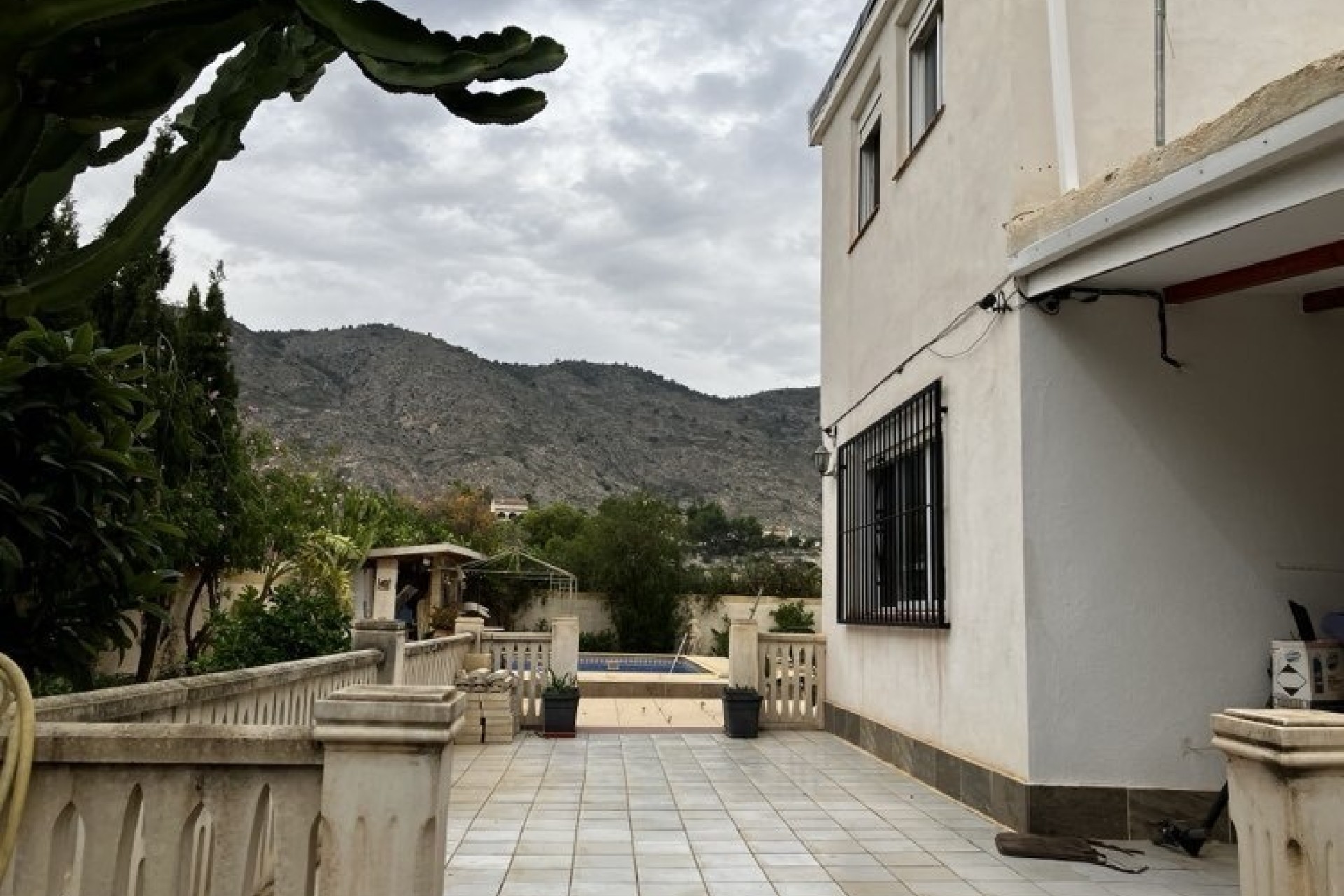 Herverkoop - Vrijstaande Villa -
Orxeta - Costa Blanca
