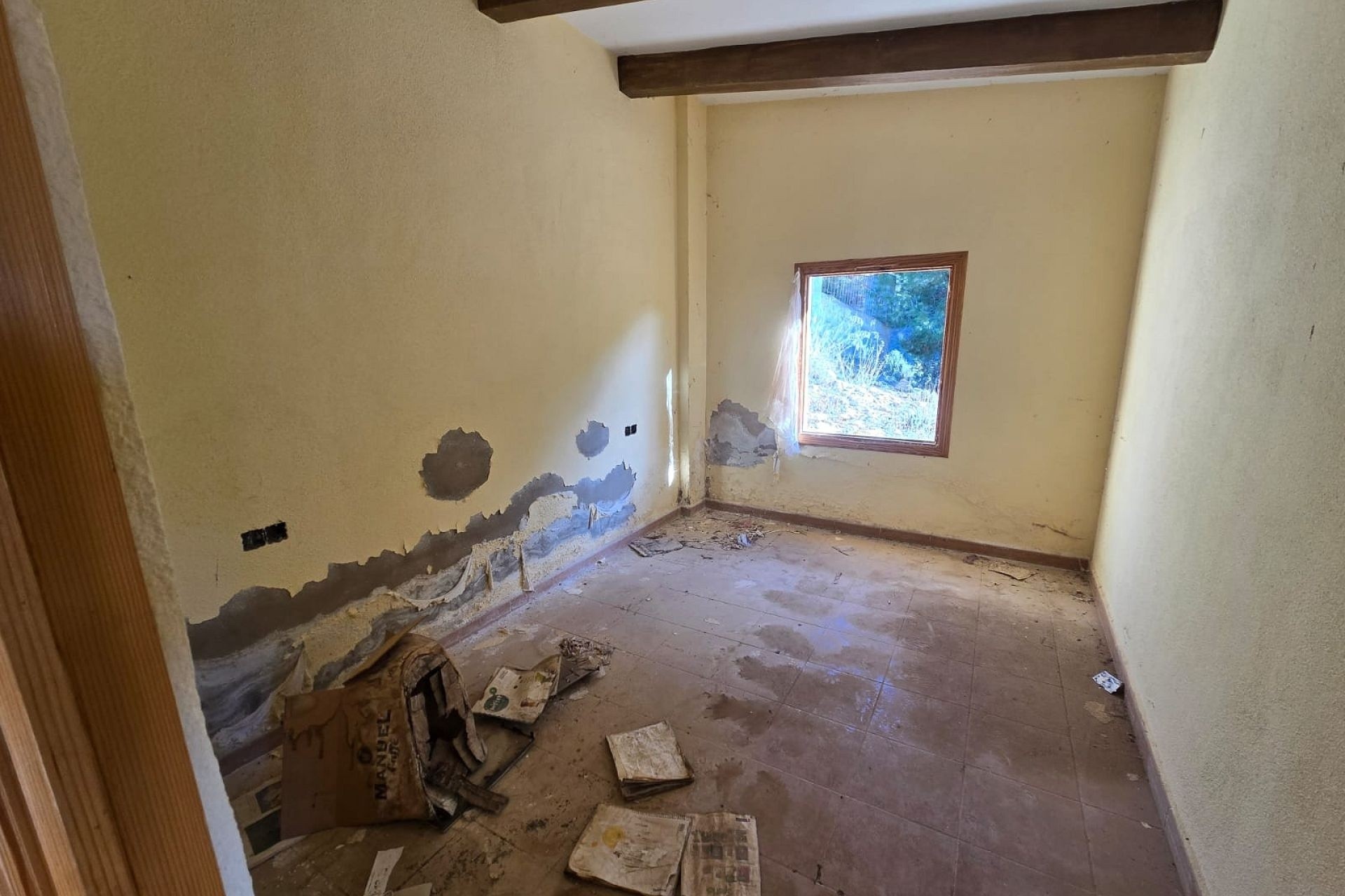 Herverkoop - Vrijstaande Villa -
Petrer