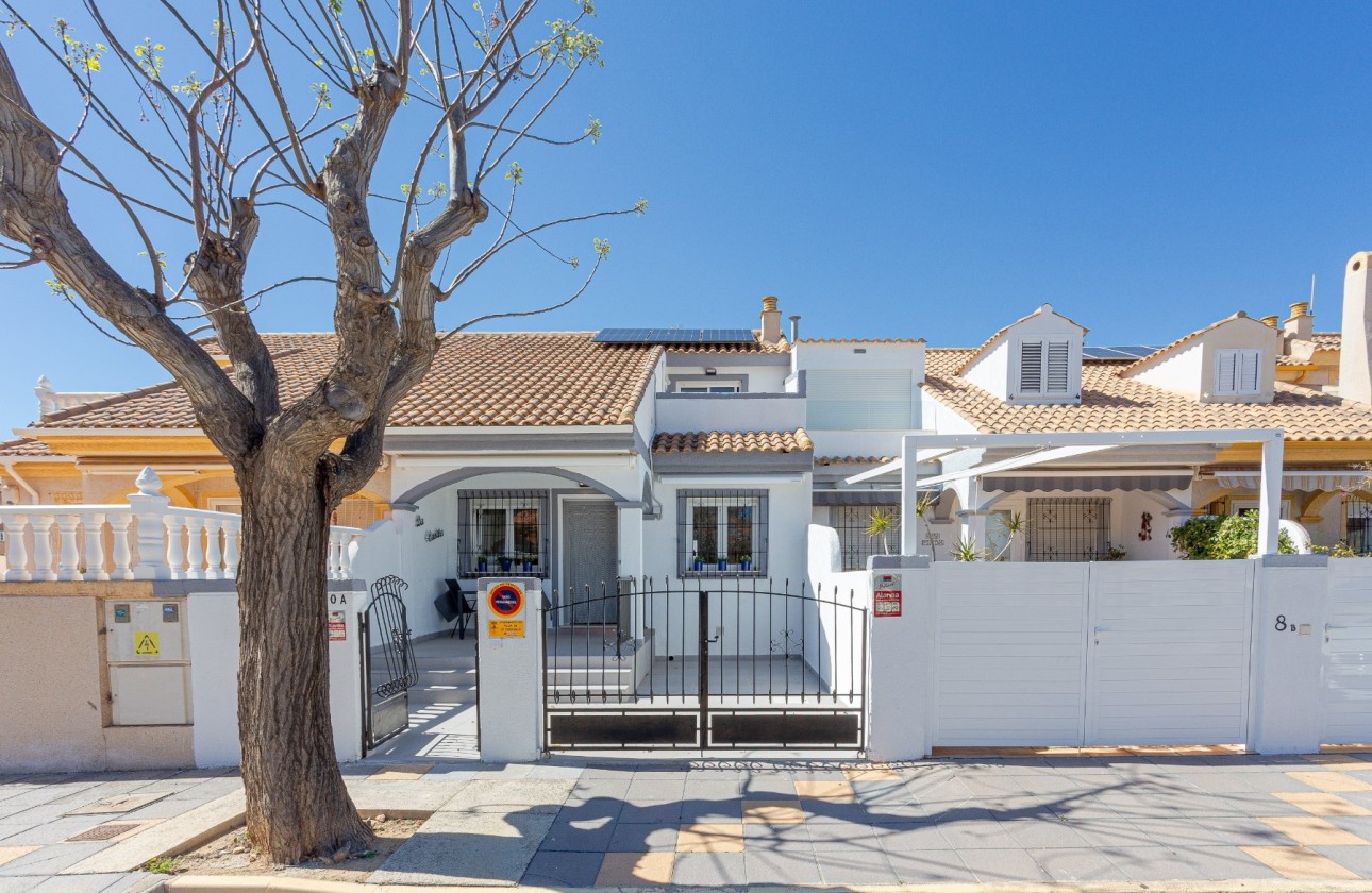 Herverkoop - Vrijstaande Villa -
Pilar de la Horadada - Costa Blanca