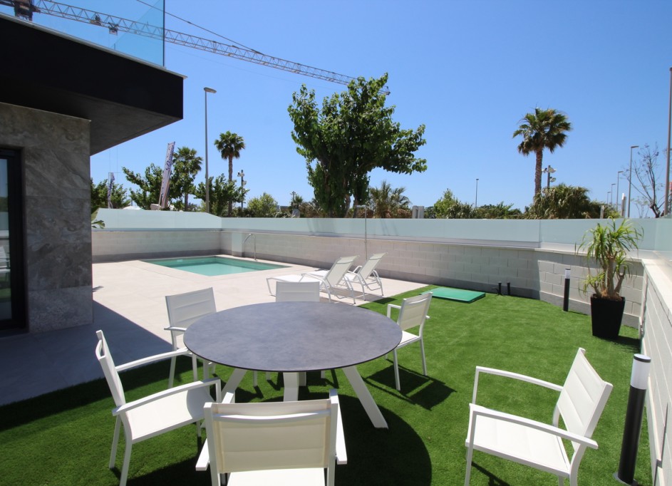 Herverkoop - Vrijstaande Villa -
Pilar de la Horadada