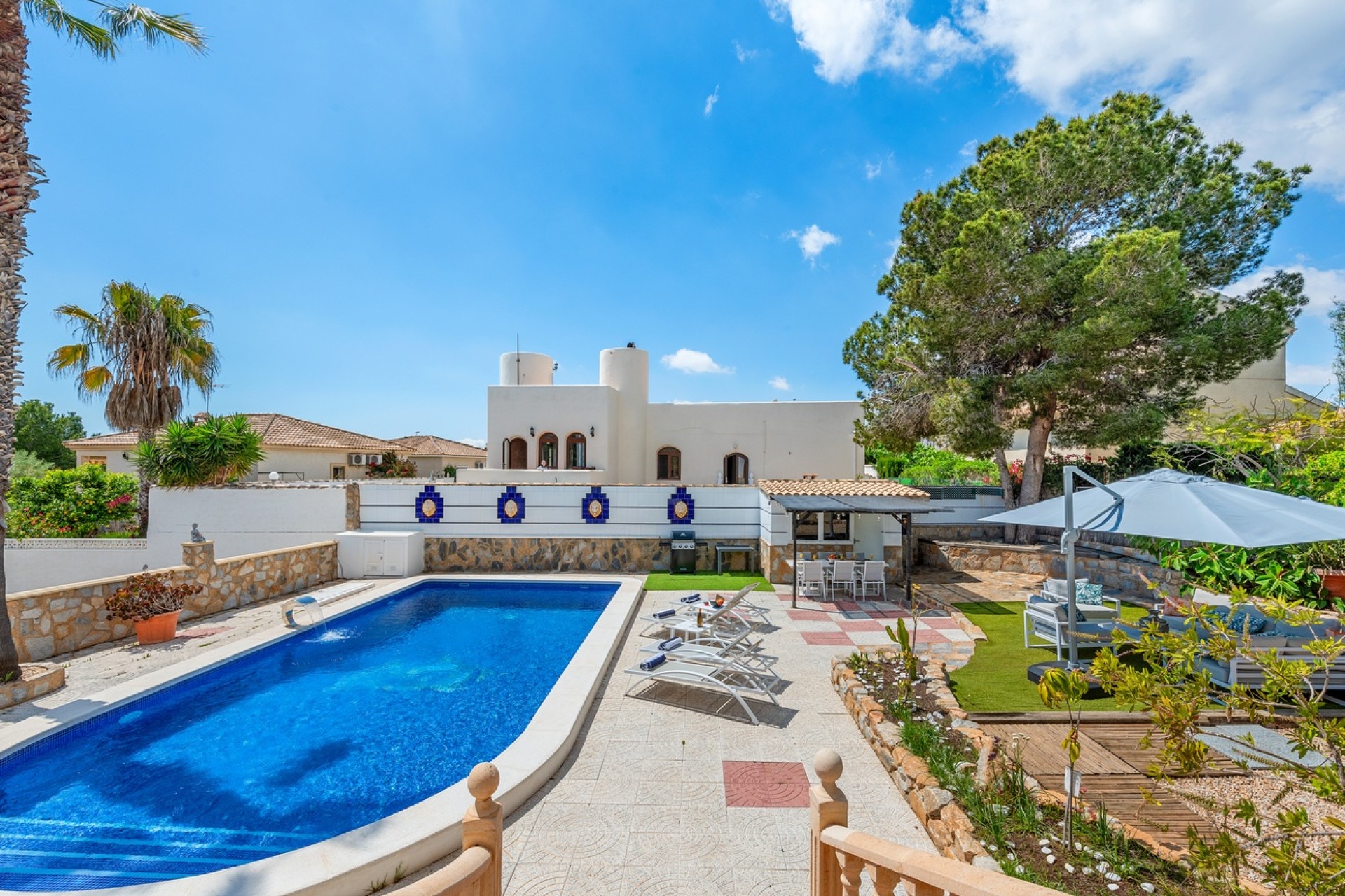 Herverkoop - Vrijstaande Villa -
Pinar de Campoverde - Costa Blanca
