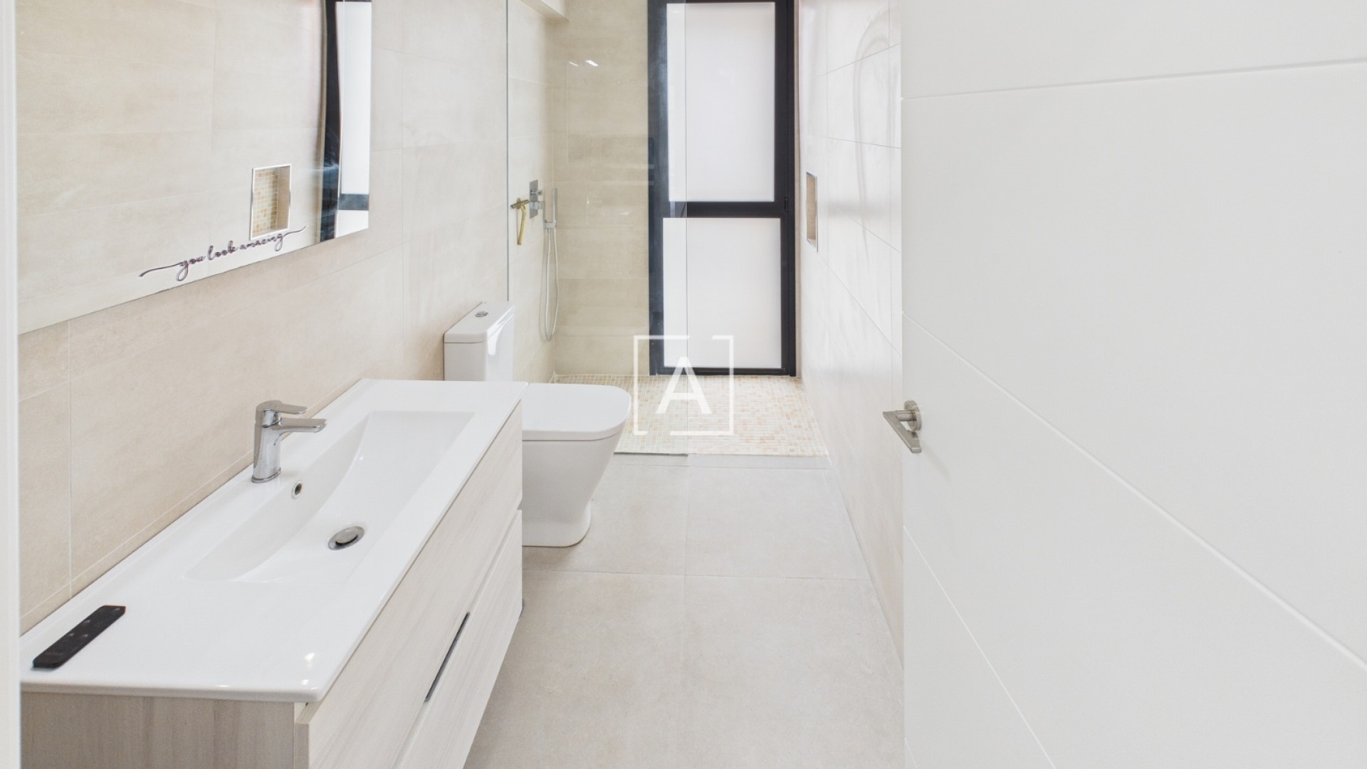 Herverkoop - Vrijstaande Villa -
Pinar de Campoverde