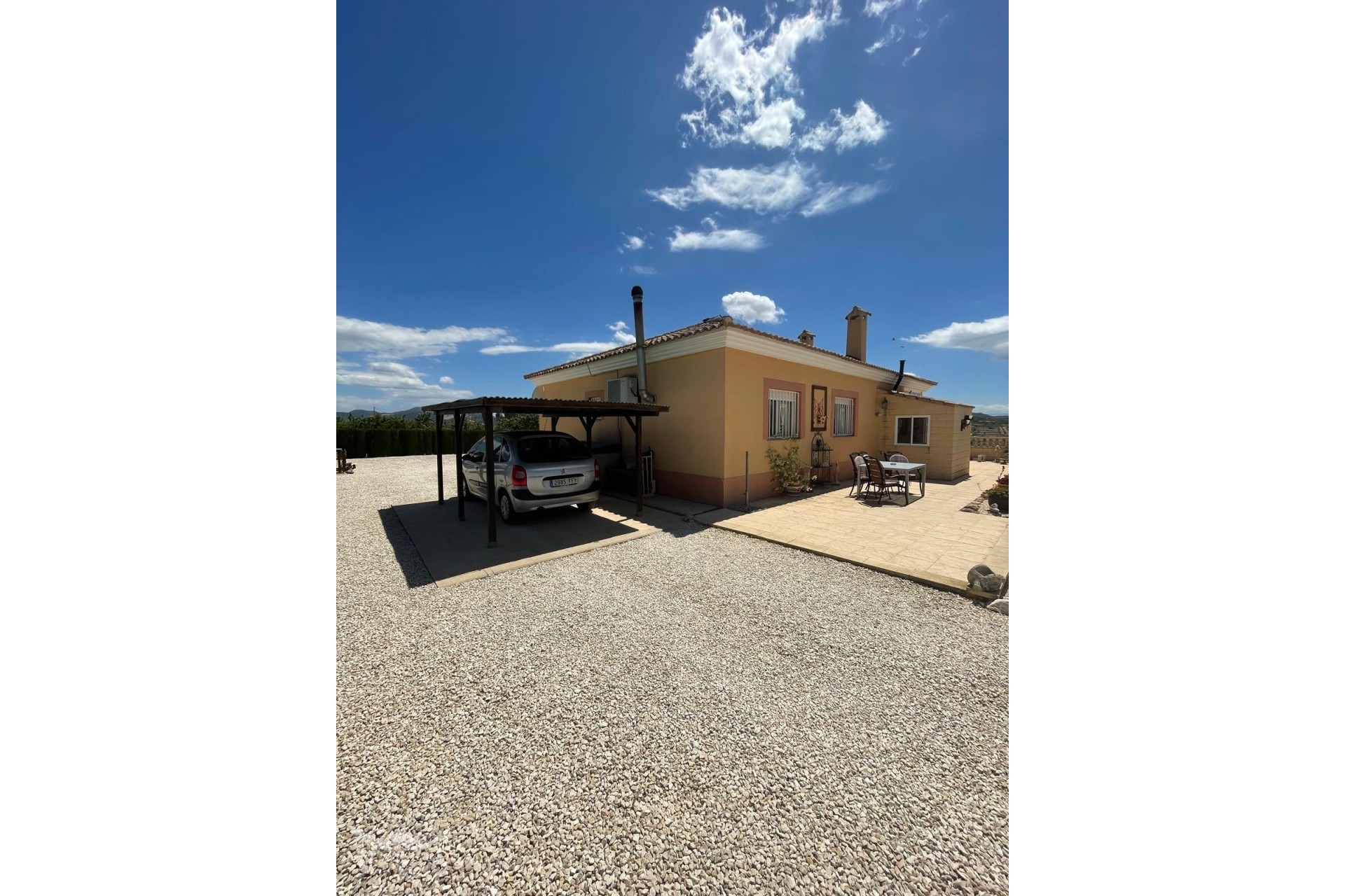 Herverkoop - Vrijstaande Villa -
Pinoso - Pinoso Alicante