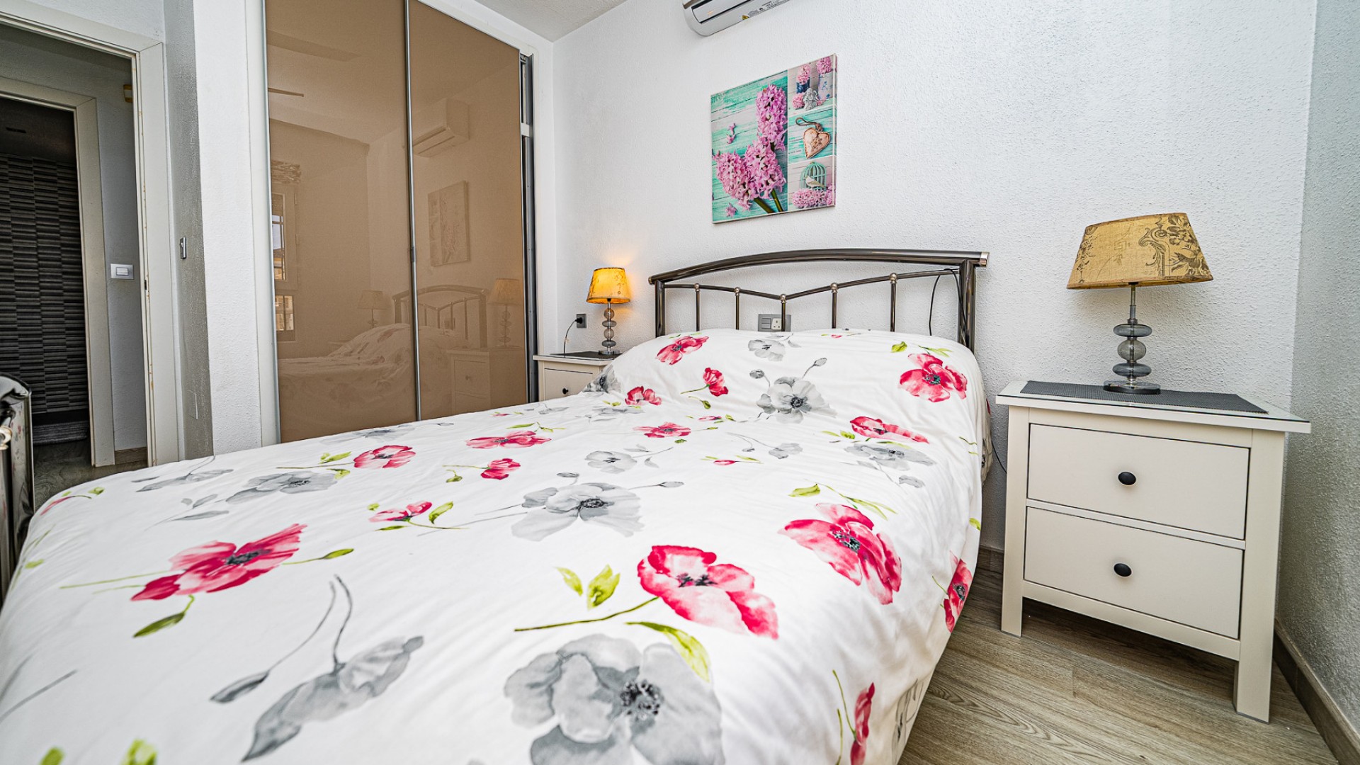 Herverkoop - Vrijstaande Villa -
Playa Flamenca - Montilla