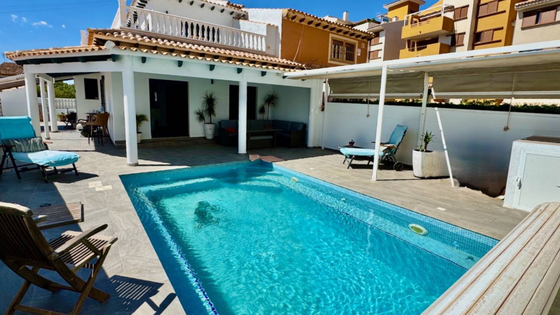 Herverkoop - Vrijstaande Villa -
Punta Prima