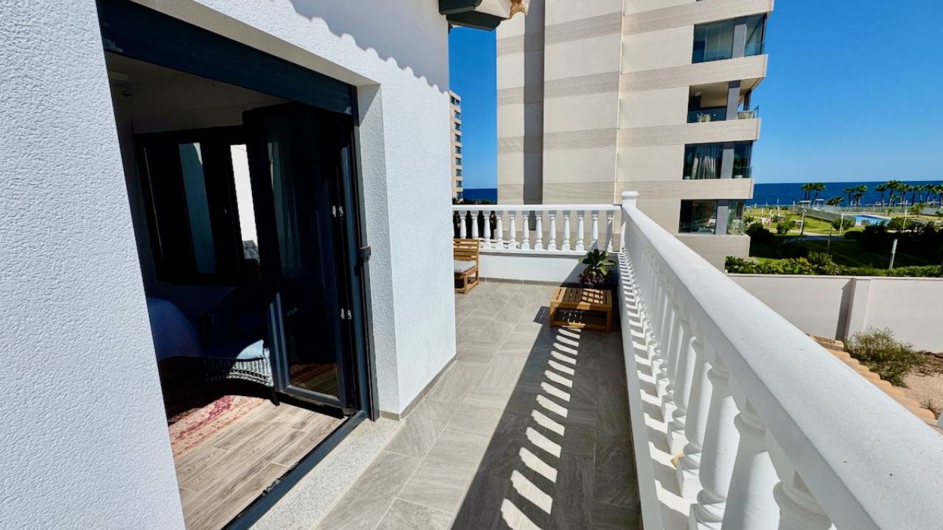 Herverkoop - Vrijstaande Villa -
Punta Prima