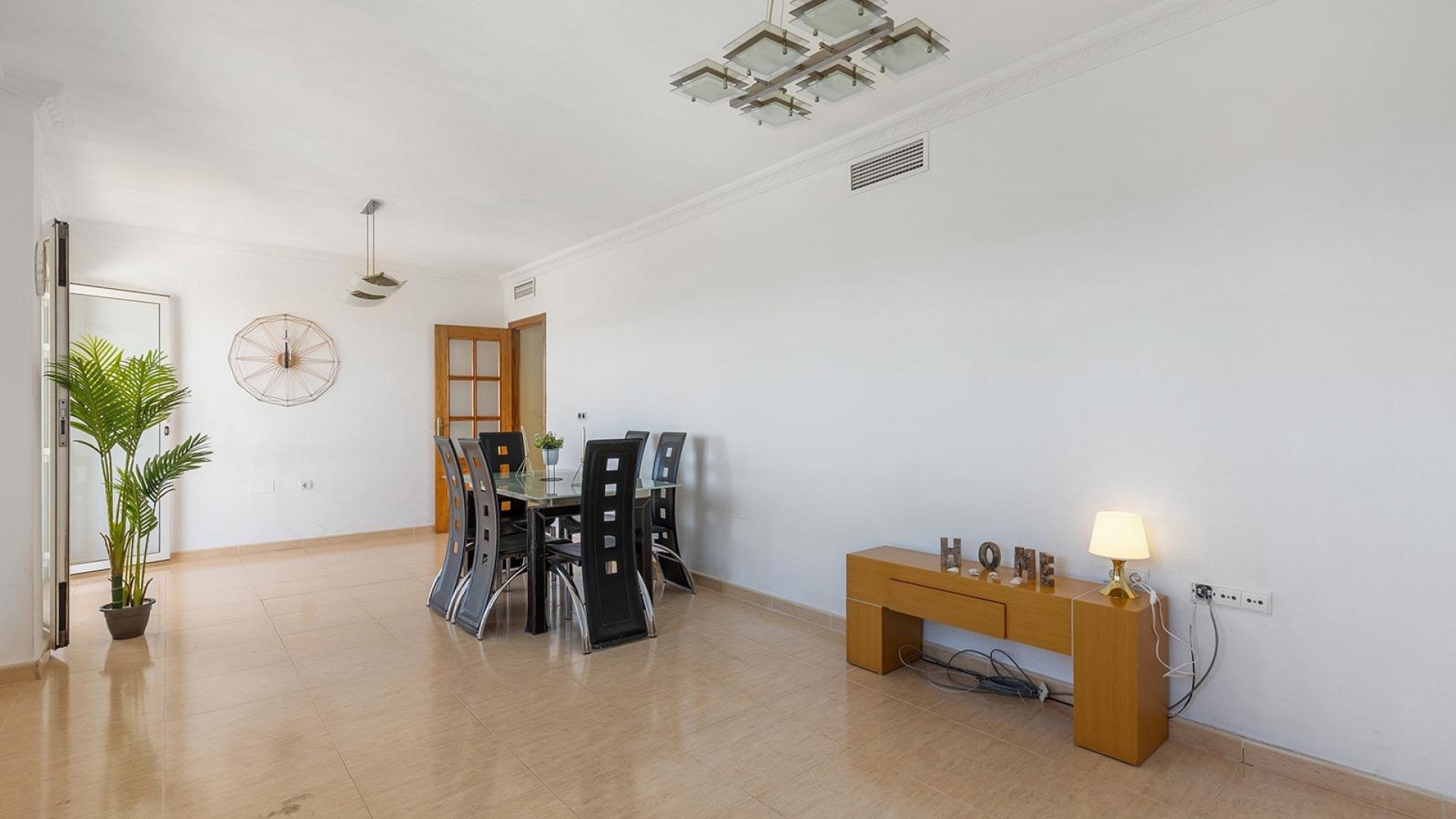 Herverkoop - Vrijstaande Villa -
Rojales - Campo de golf la marquesa