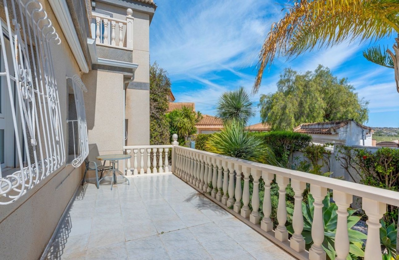 Herverkoop - Vrijstaande Villa -
Rojales - La Marquesa