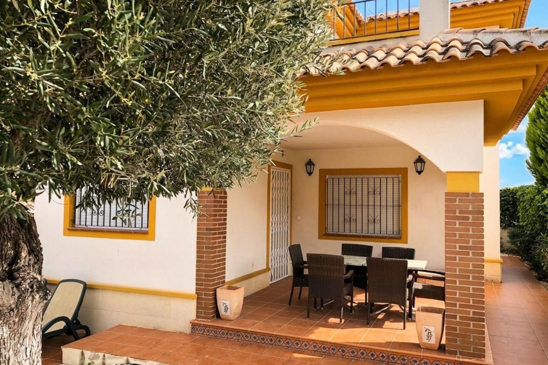 Herverkoop - Vrijstaande Villa -
Rojales - Pueblo Lucero