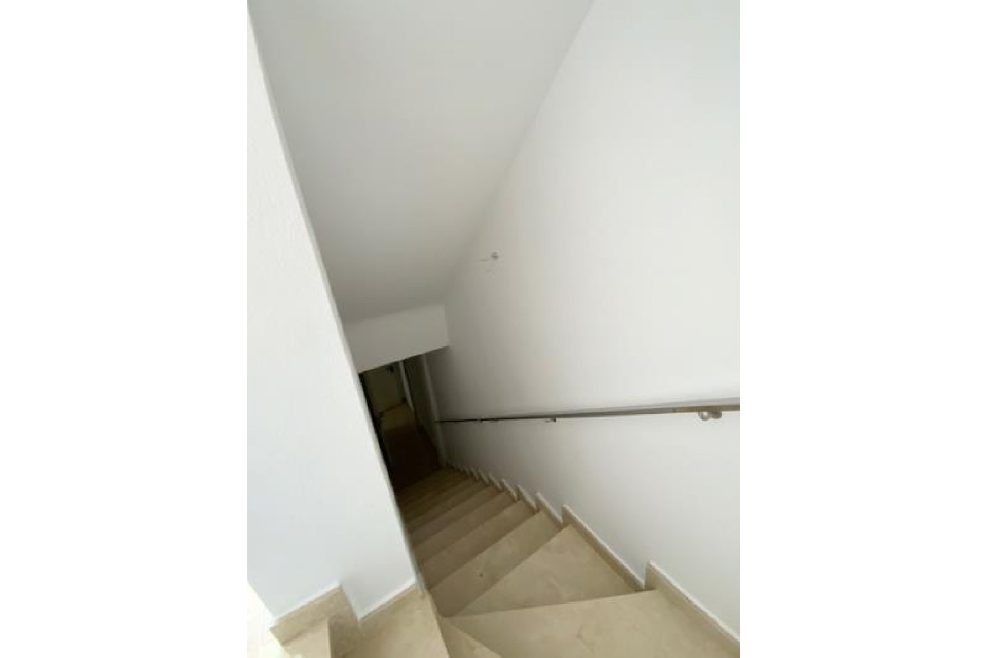 Herverkoop - Vrijstaande Villa -
Roldan - Inland