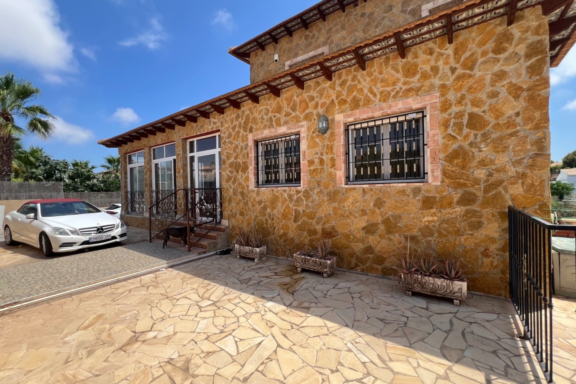Herverkoop - Vrijstaande Villa -
San Fulgencio - La Escuera