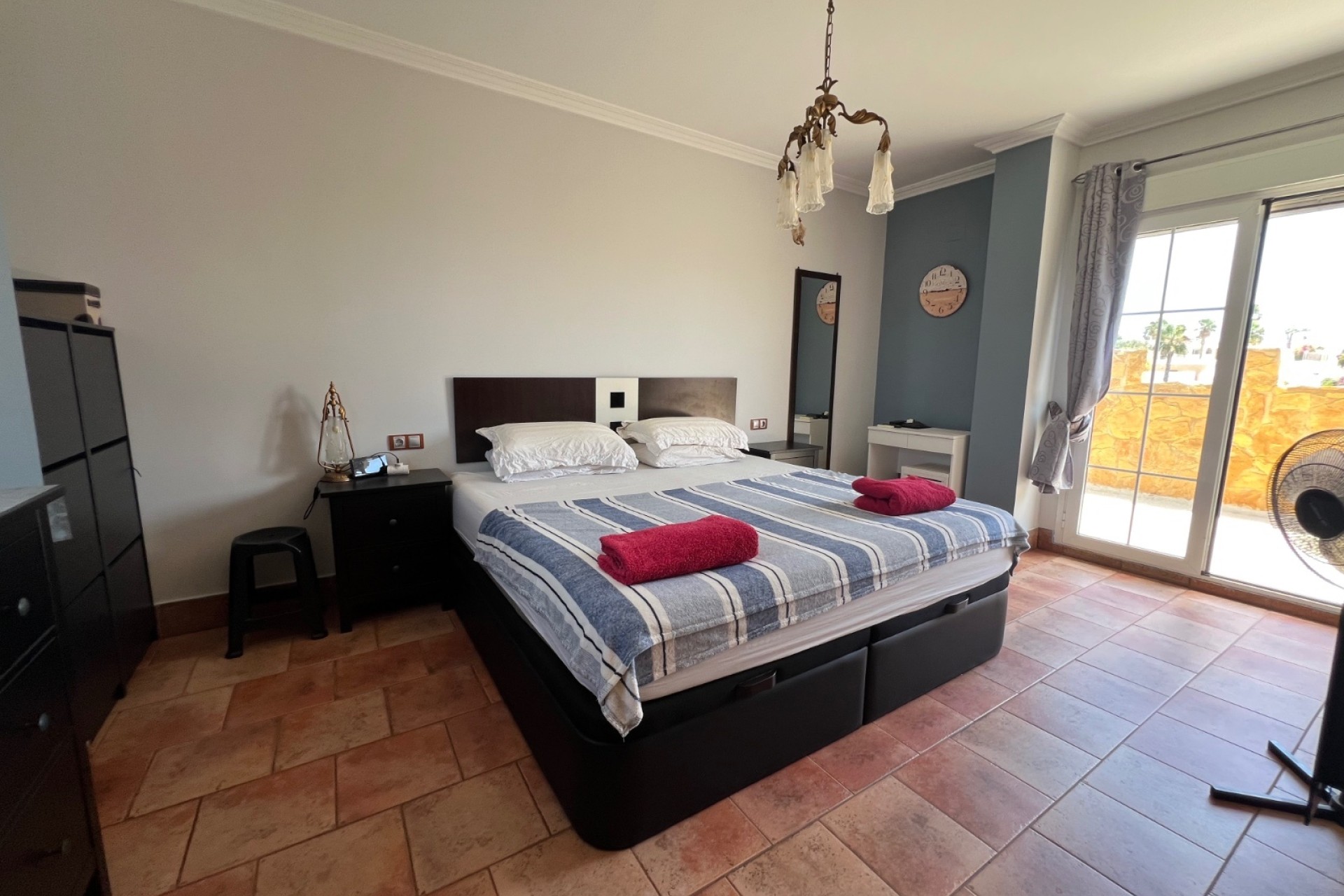Herverkoop - Vrijstaande Villa -
San Fulgencio - La Escuera