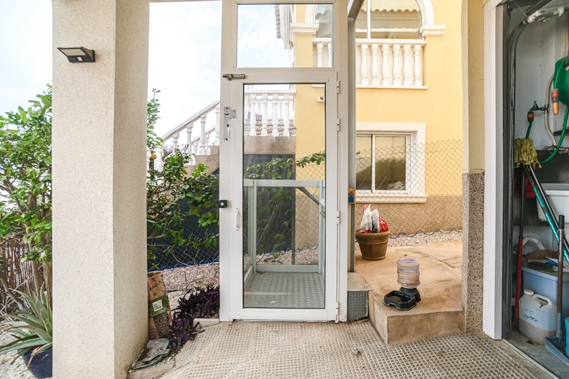 Herverkoop - Vrijstaande Villa -
San Fulgencio - urb.la marina
