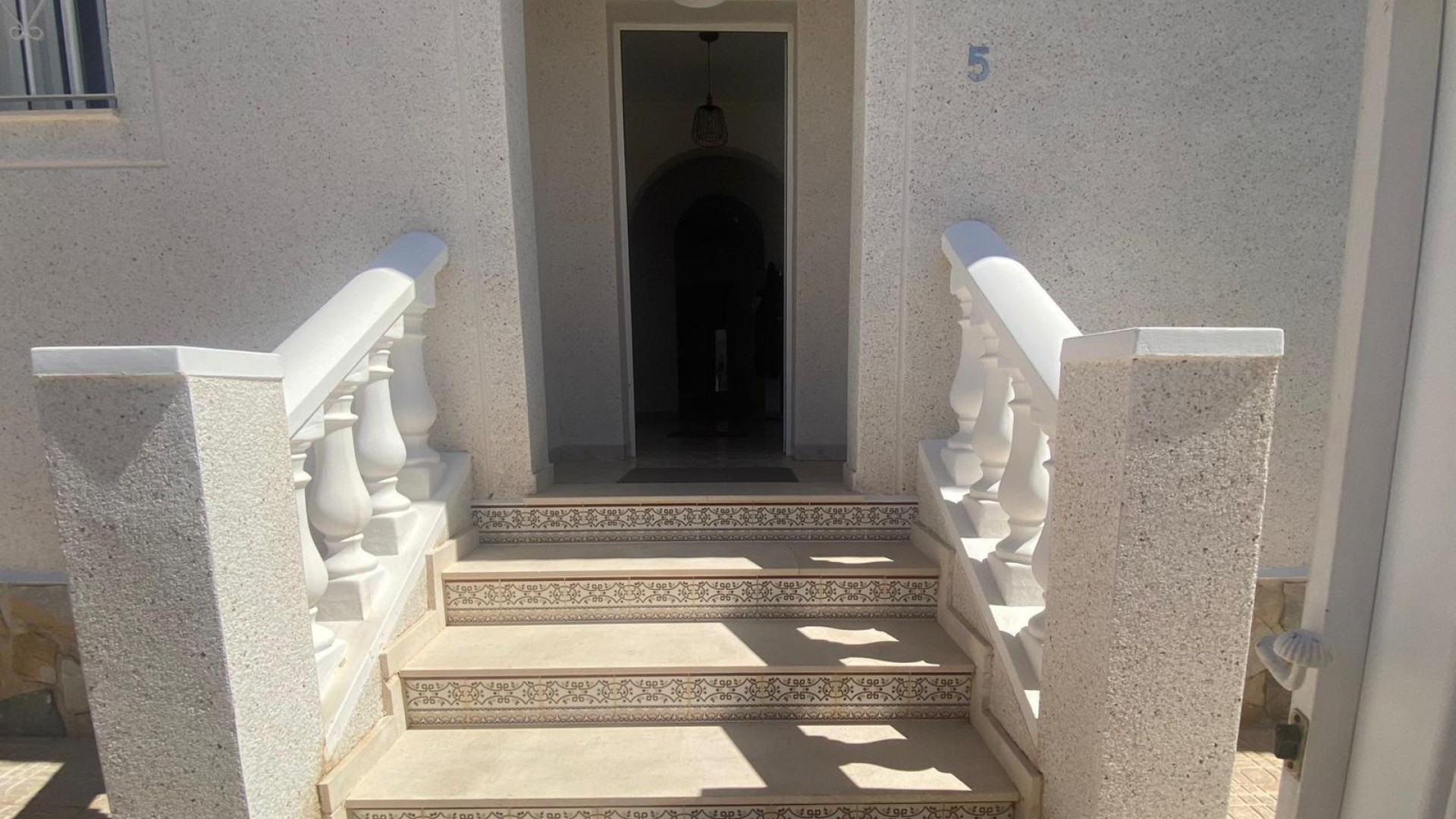 Herverkoop - Vrijstaande Villa -
San Miguel de Salinas - BLUE LAGOON