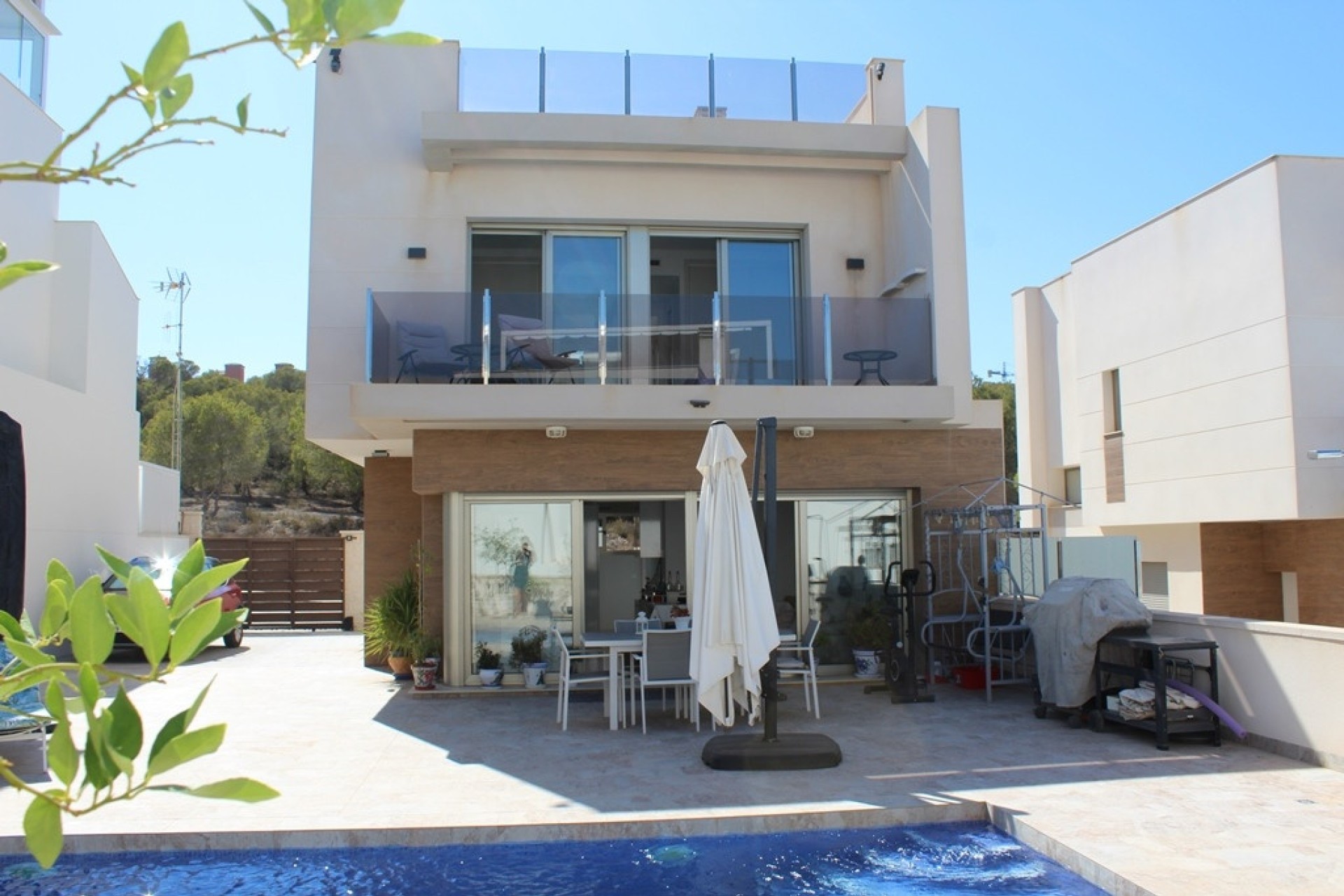 Herverkoop - Vrijstaande Villa -
San Miguel de Salinas - Inland