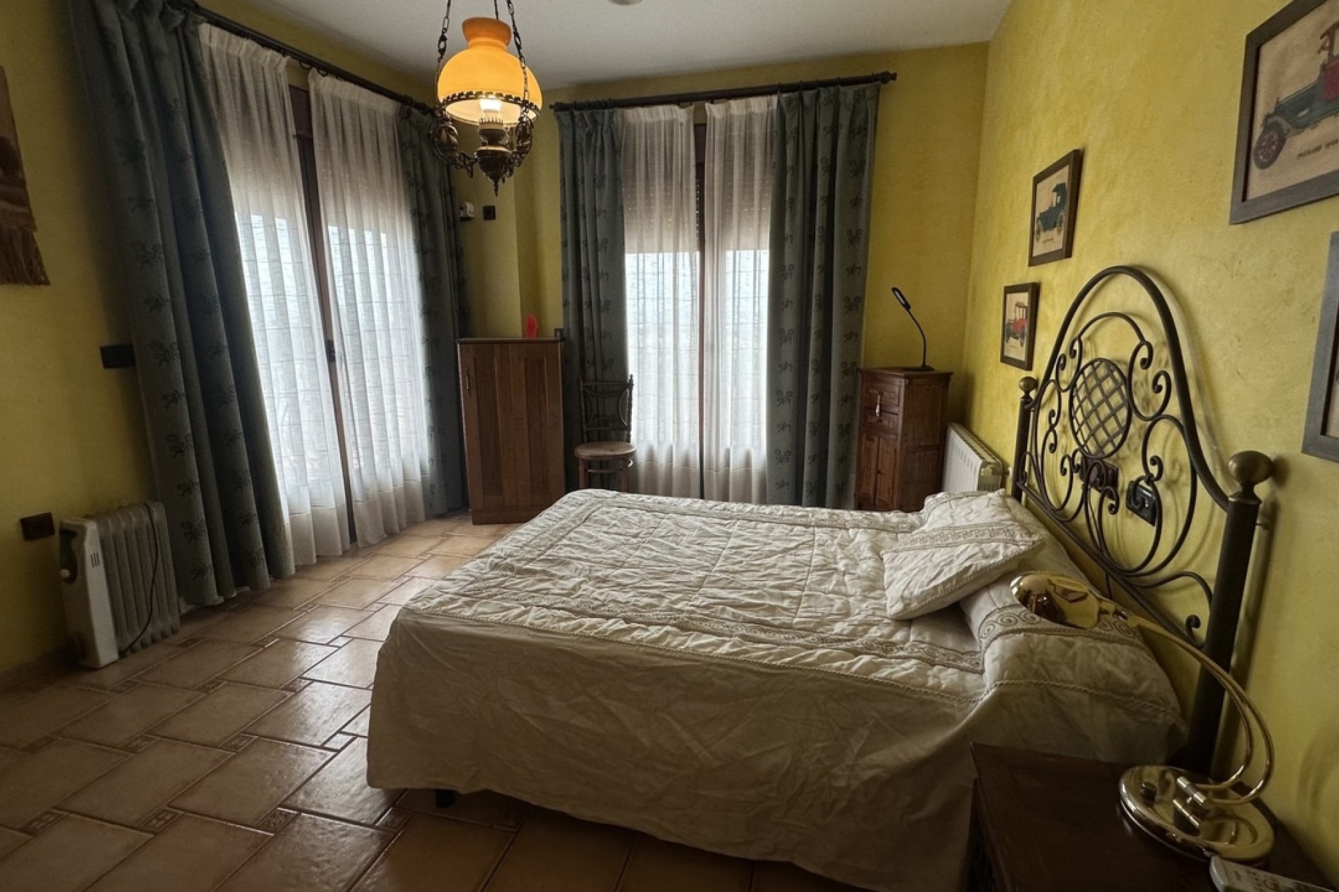 Herverkoop - Vrijstaande Villa -
San Miguel de Salinas - Inland