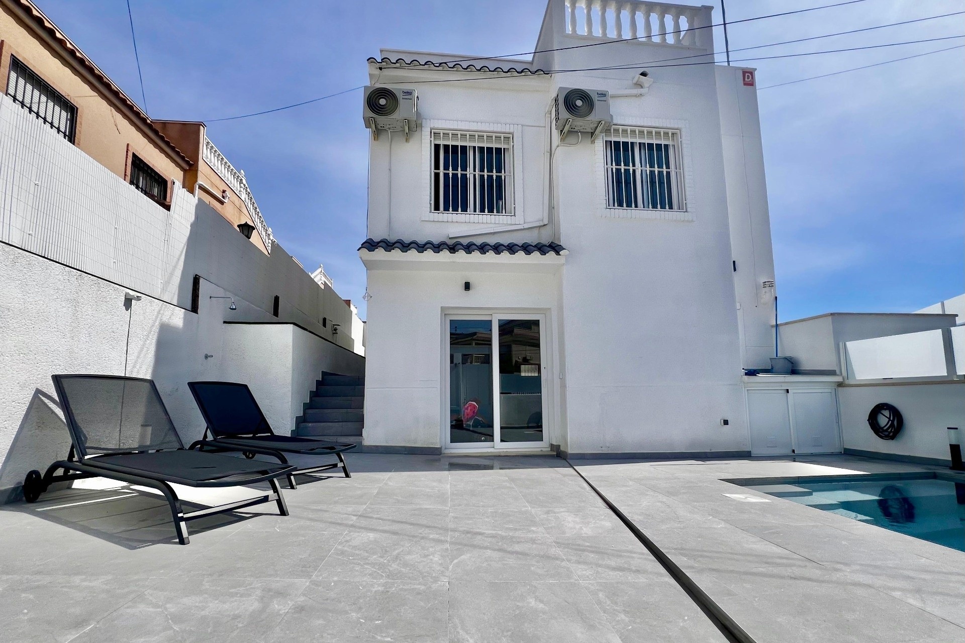 Herverkoop - Vrijstaande Villa -
San Miguel de Salinas - Las filipinas