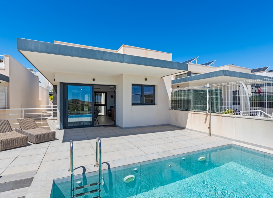 Herverkoop - Vrijstaande Villa -
San Miguel de Salinas - Orihuela Costa