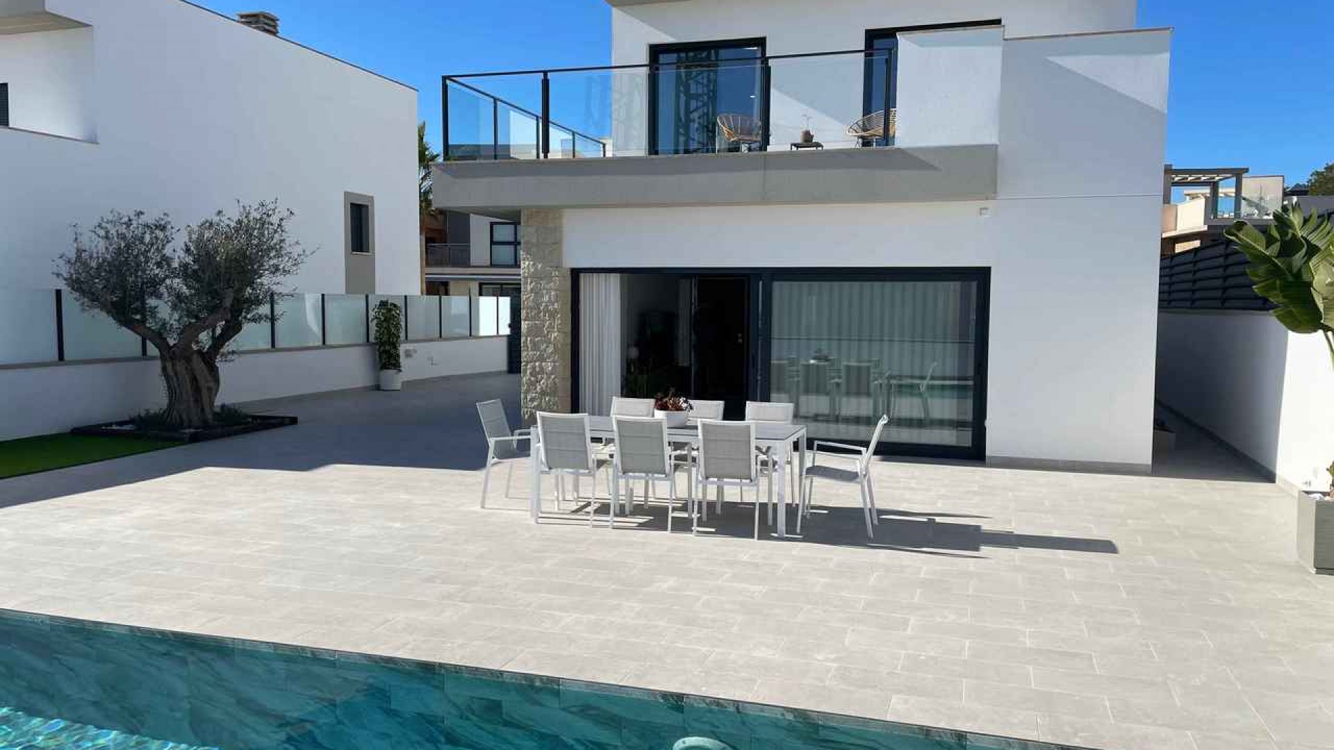 Herverkoop - Vrijstaande Villa -
San Miguel de Salinas - San Miguel